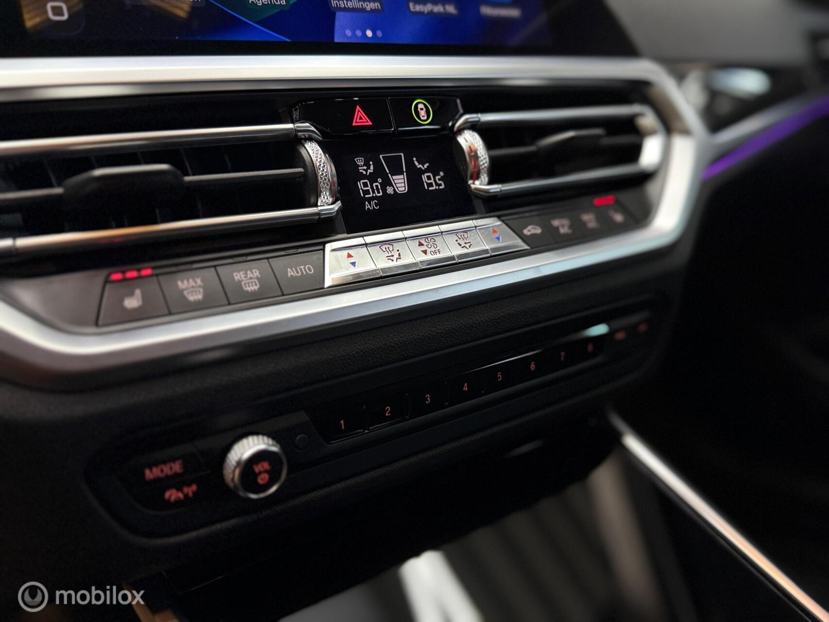 Foto van BMW 330i
