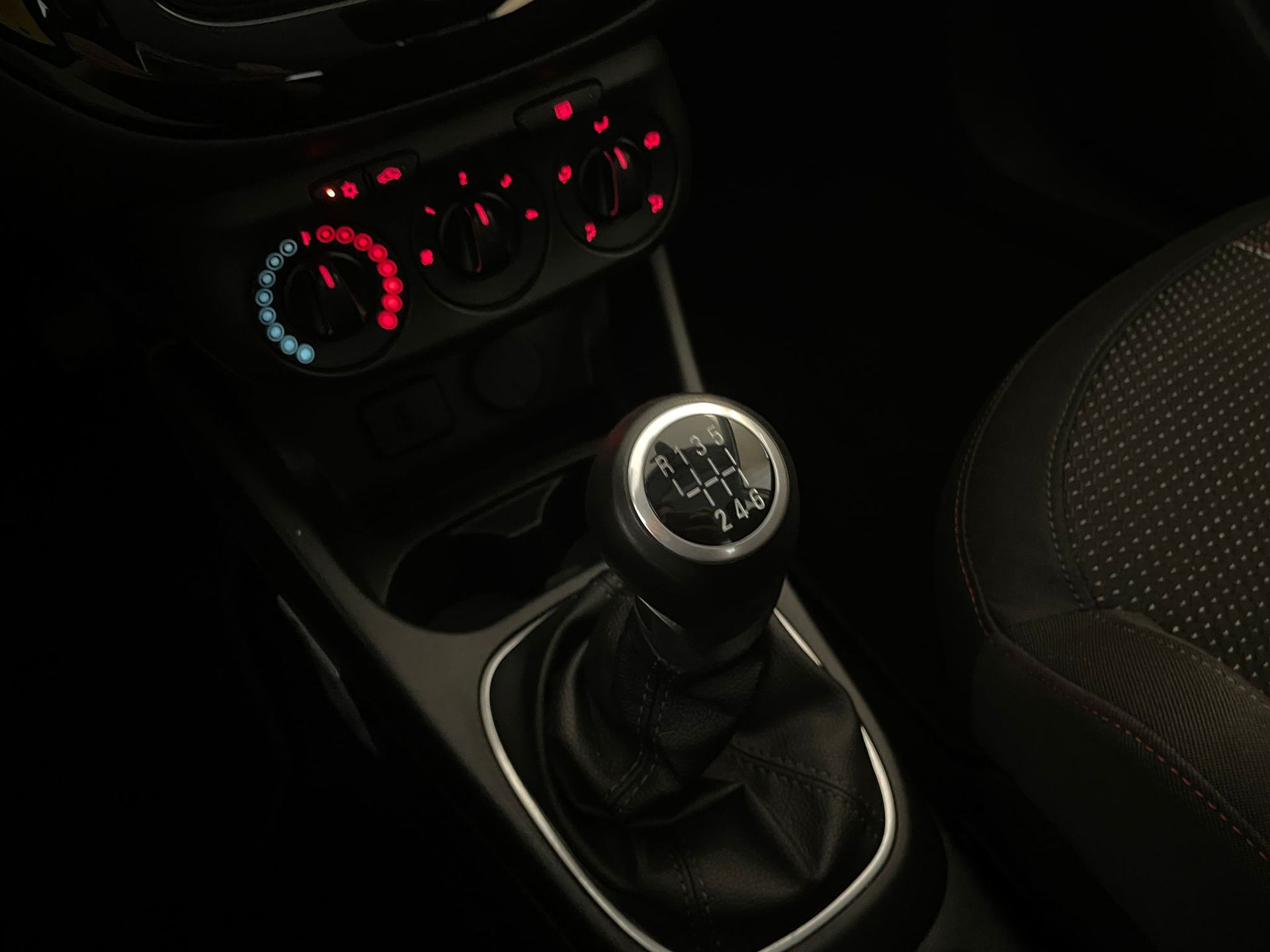 Foto van Opel Corsa-e