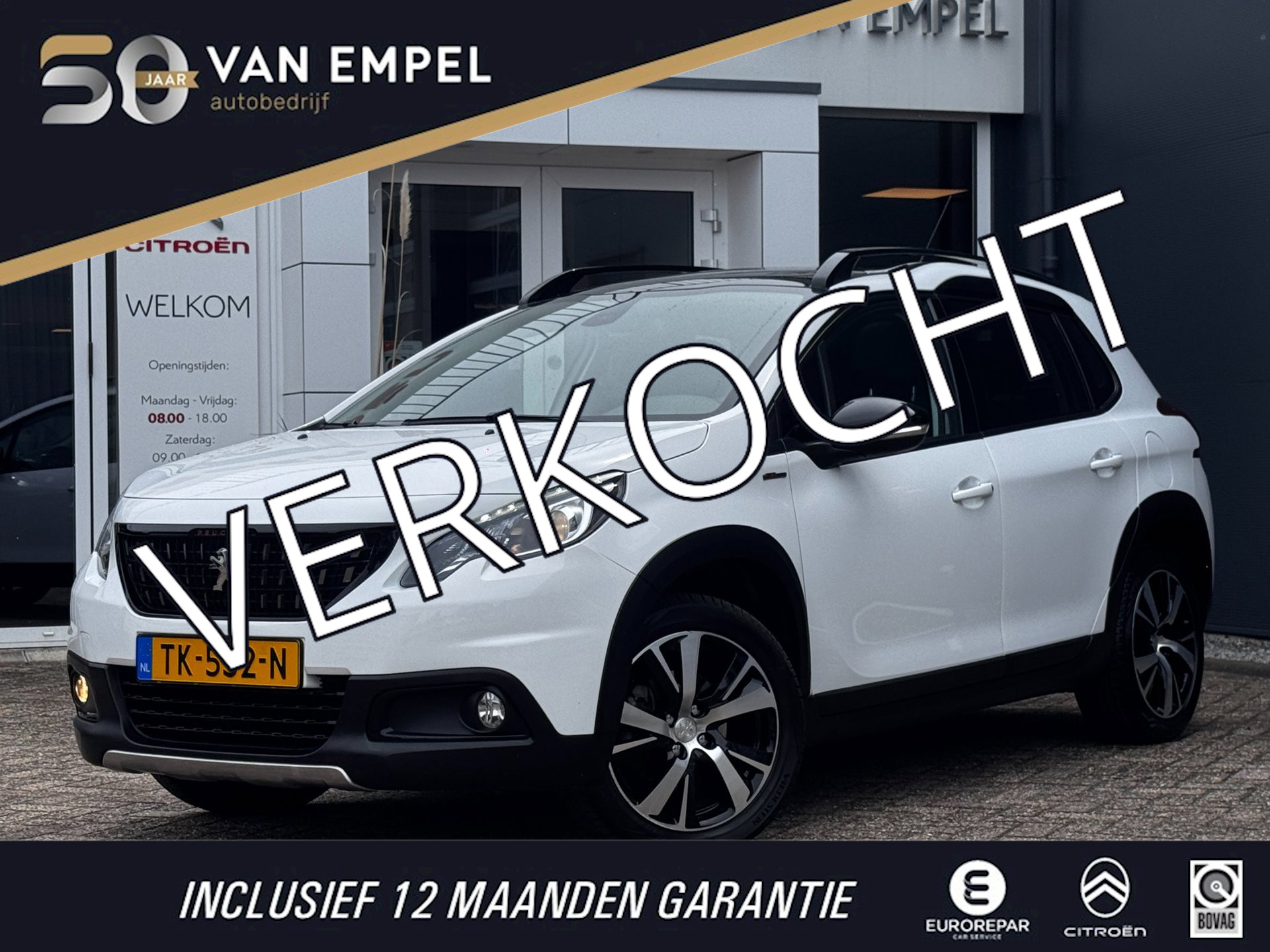 Peugeot 2008 1.2 PureTech GT-line | Trekhaak | Pano | All-Season banden | Camera | Stoelverwarming | Navigatie | Climate control 2017 - voorkant
