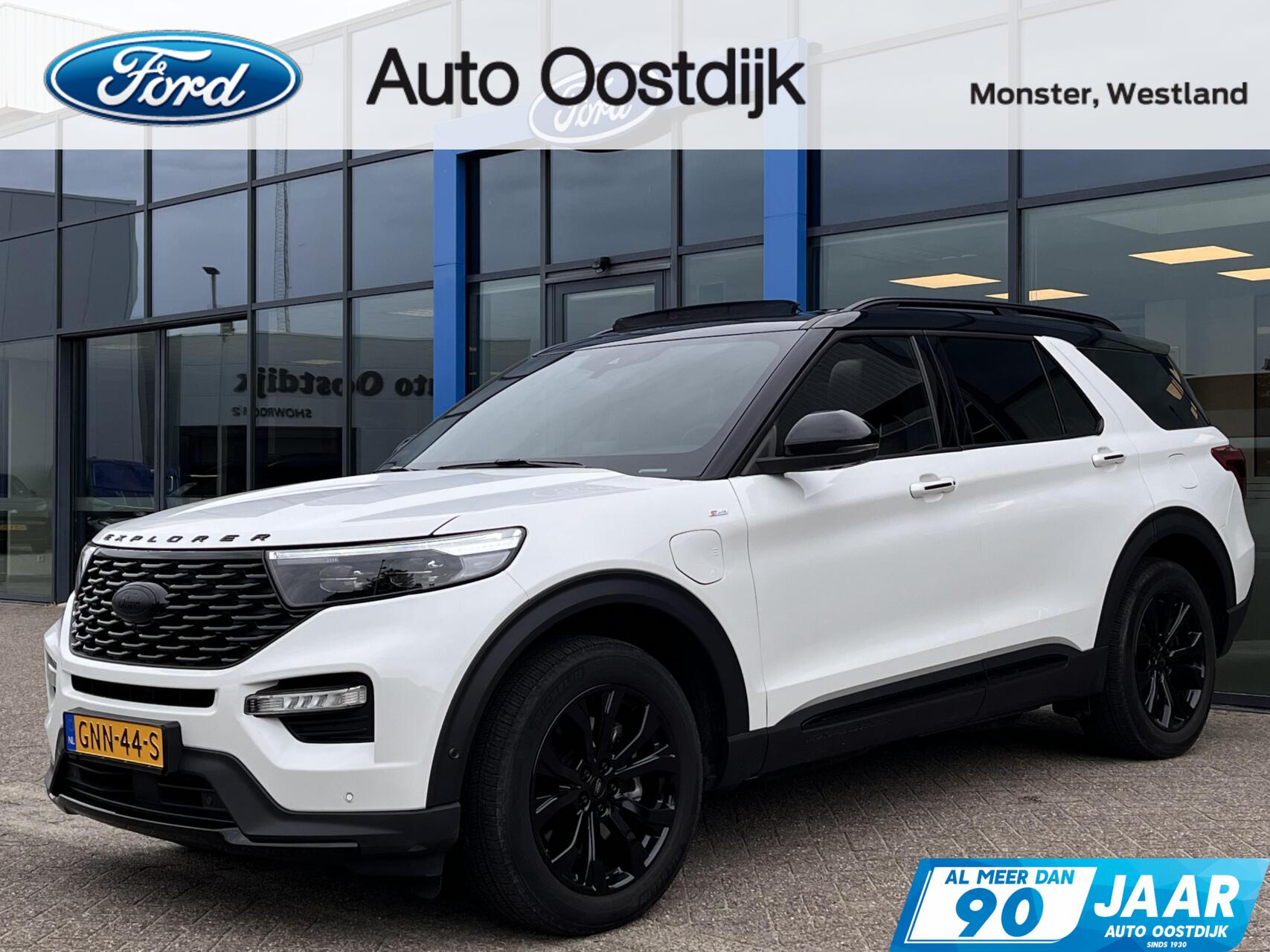 Ford Explorer 3.0 V6 EcoBoost PHEV ST-Line 457PK Afn. Trekhaak Parelmoerkleur Zwart Dak Panodak Massagestoelen/Geheugen 7 Persoons Vol Leder 360 Camera B&O Stoelverwarming/koeling *Full Options* 2024 - voorkant