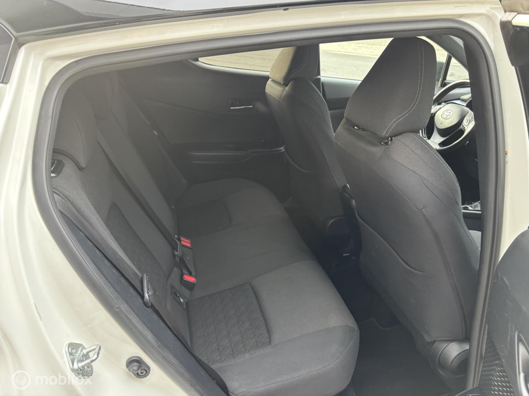 Foto van Toyota Toyota C-hr