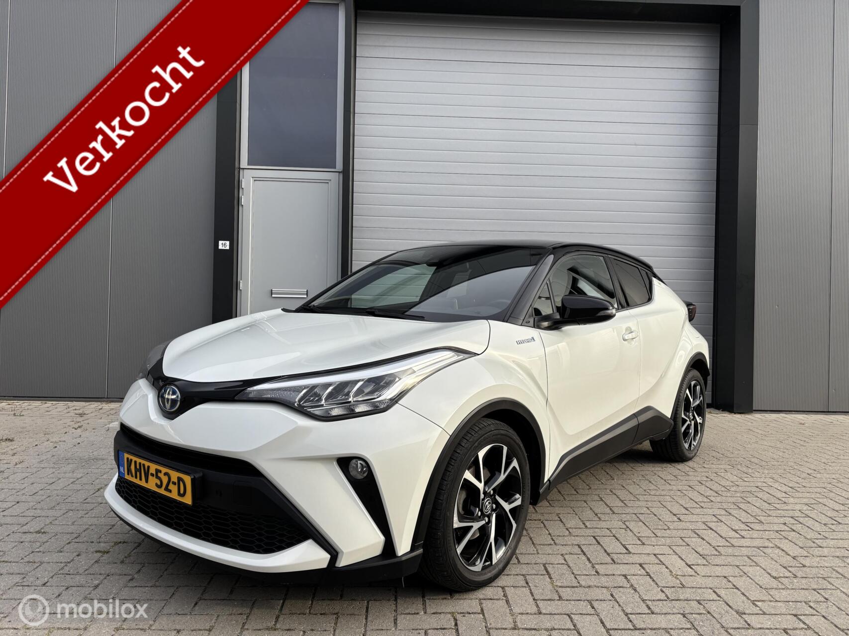 Toyota Toyota C-hr 1.8 Hybrid Bi-tone 2021 - voorkant