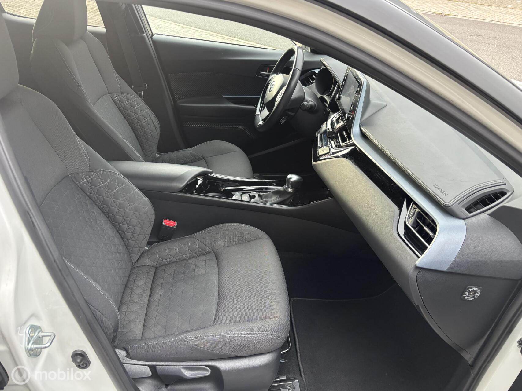 Foto van Toyota Toyota C-hr
