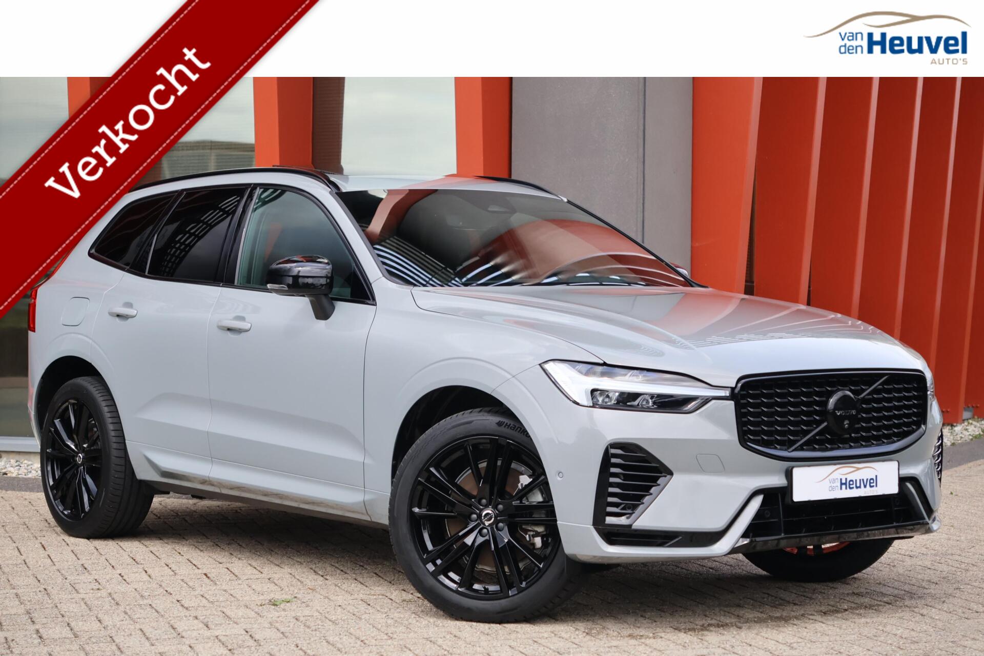 Volvo Xc60 T8 Recharge AWD Ultra Dark | Stoelverwarming | Panoramadak | 360° Camera | Pilot Assist | BLIS | Glossy Black | Keyless 2024 - voorkant