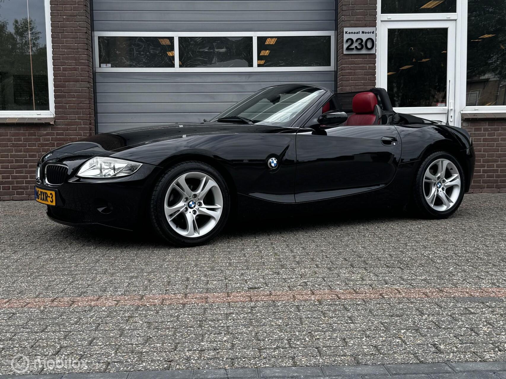 BMW Z Reihe 2.5i LEDER/AIRCO/ELEK-DAK/STOEL.VW 2003 - voorkant