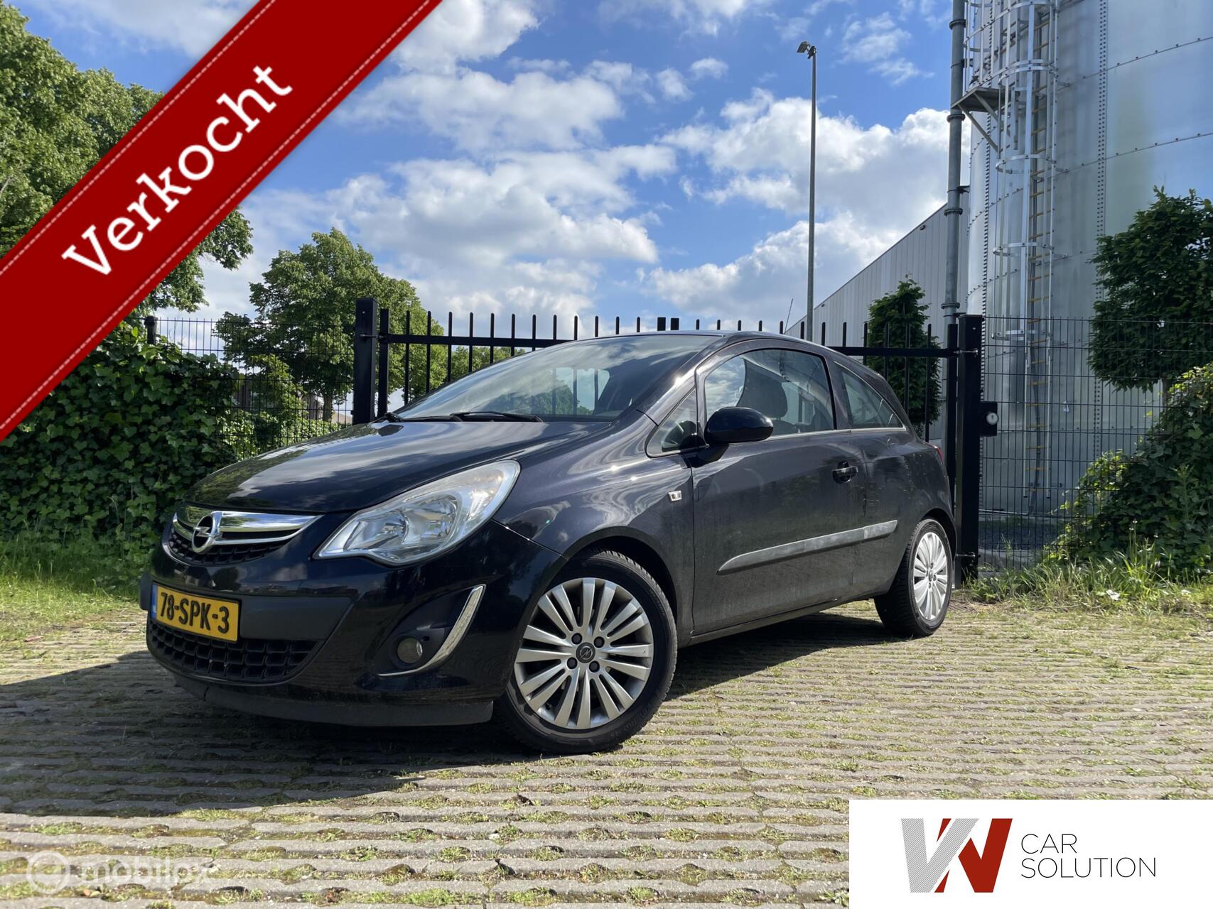 Opel Corsa 1.2-16V Cosmo NAP NAVI CRUISE AIRCO APK 2027 BOEKJES 2011 - voorkant