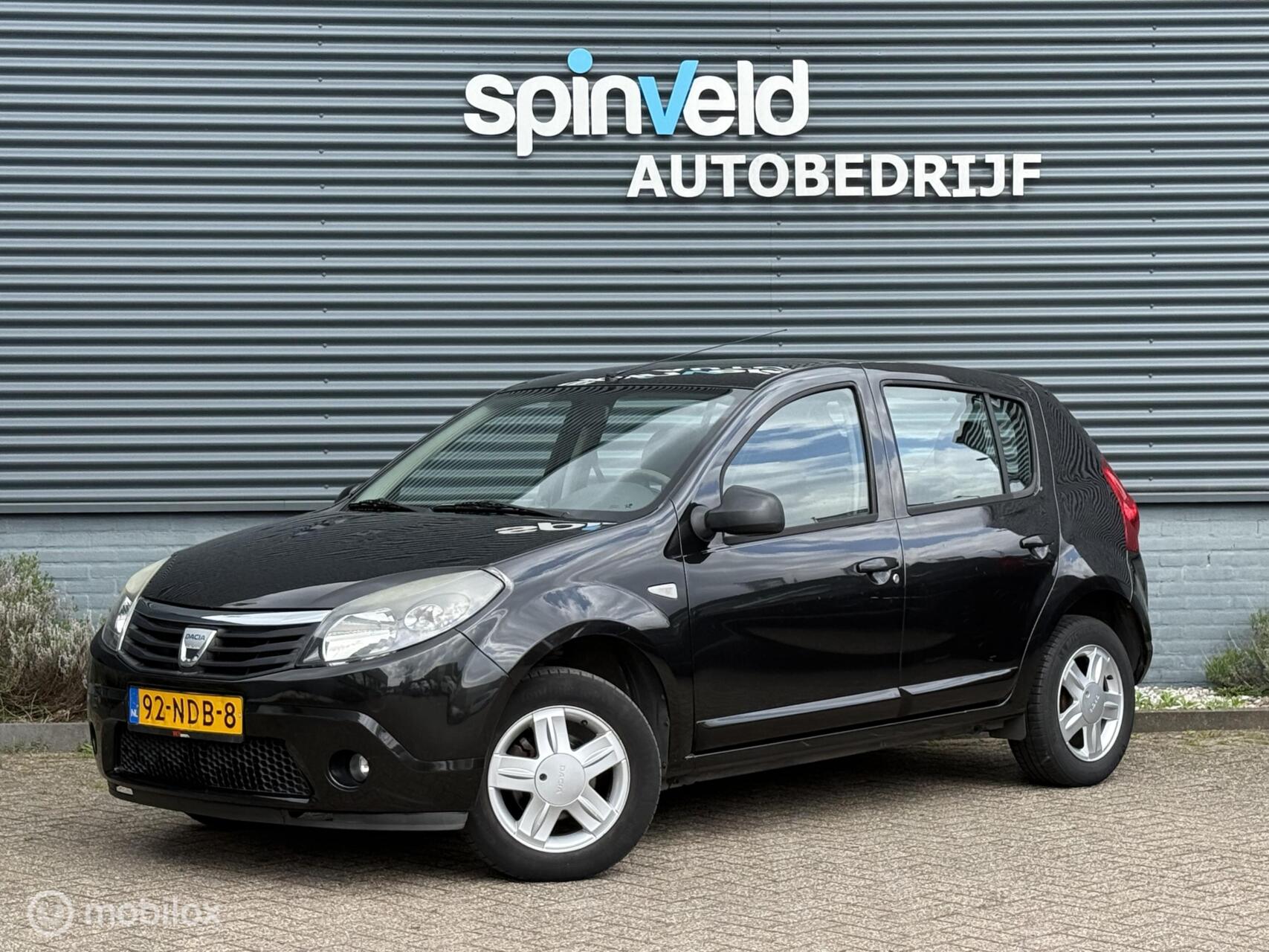 Foto van DACIA SANDERO
