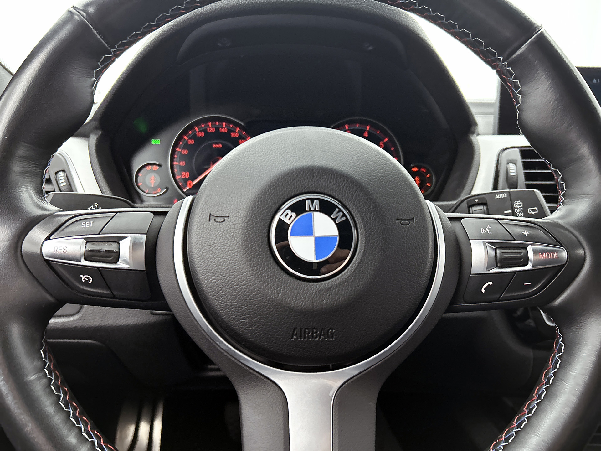 Foto van BMW 318i