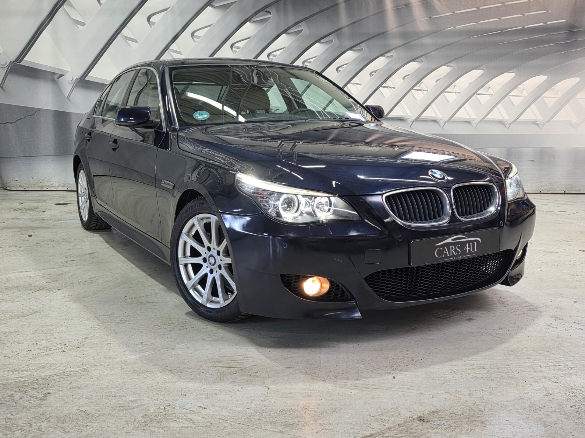BMW 5er Reihe 520i Executive M-pakket leer 2003 - voorkant