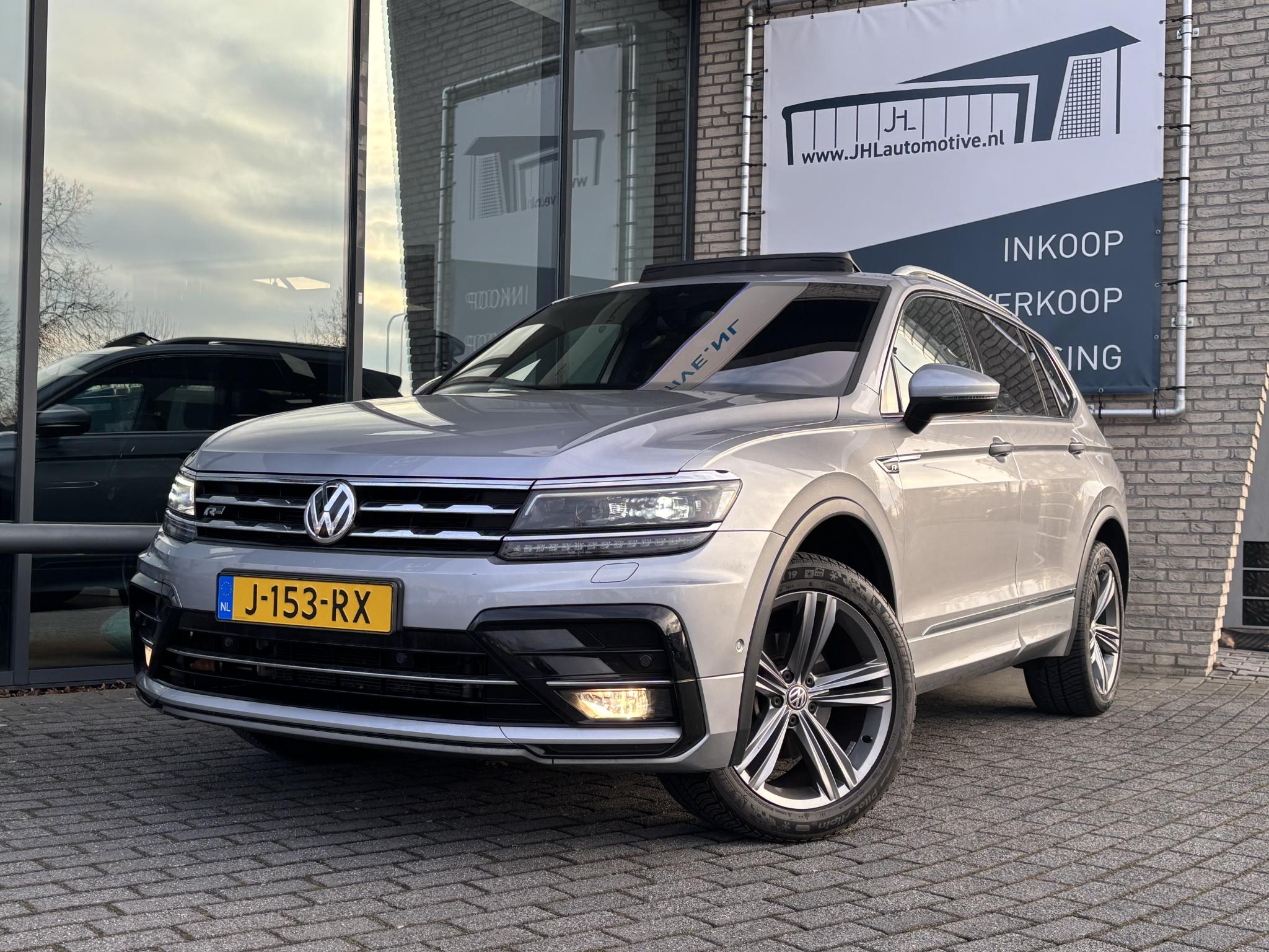 Volkswagen Tiguan 1.5 TSI R-LINE*AUTOM*PANO*NAVI*HAAK*CAM*CARPLAY 2020 - voorkant