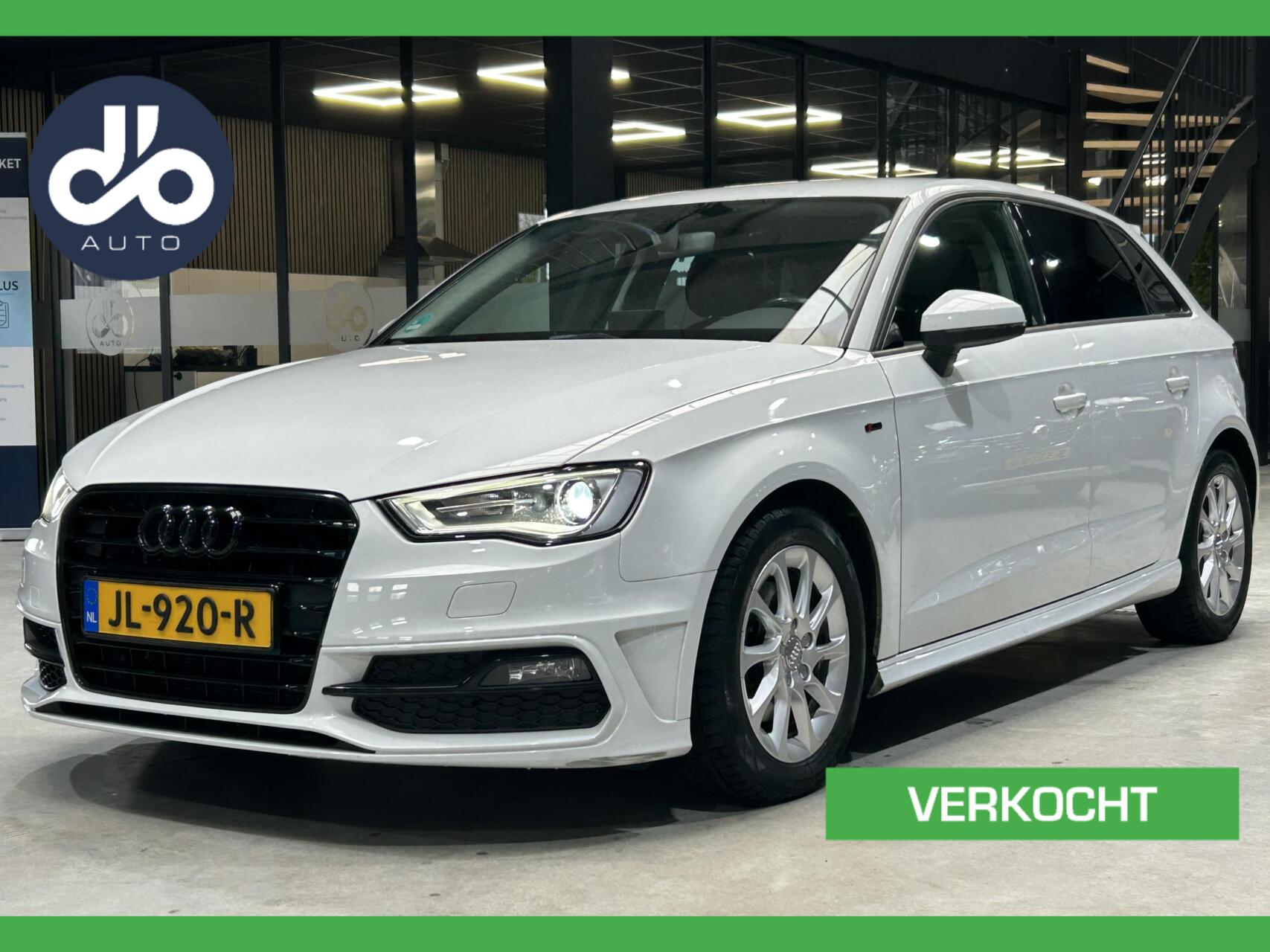 Audi A3 Sportback 1.6 TDI Ambition LED I NAVI I CLIMA I APK 03-2027 2016 - voorkant