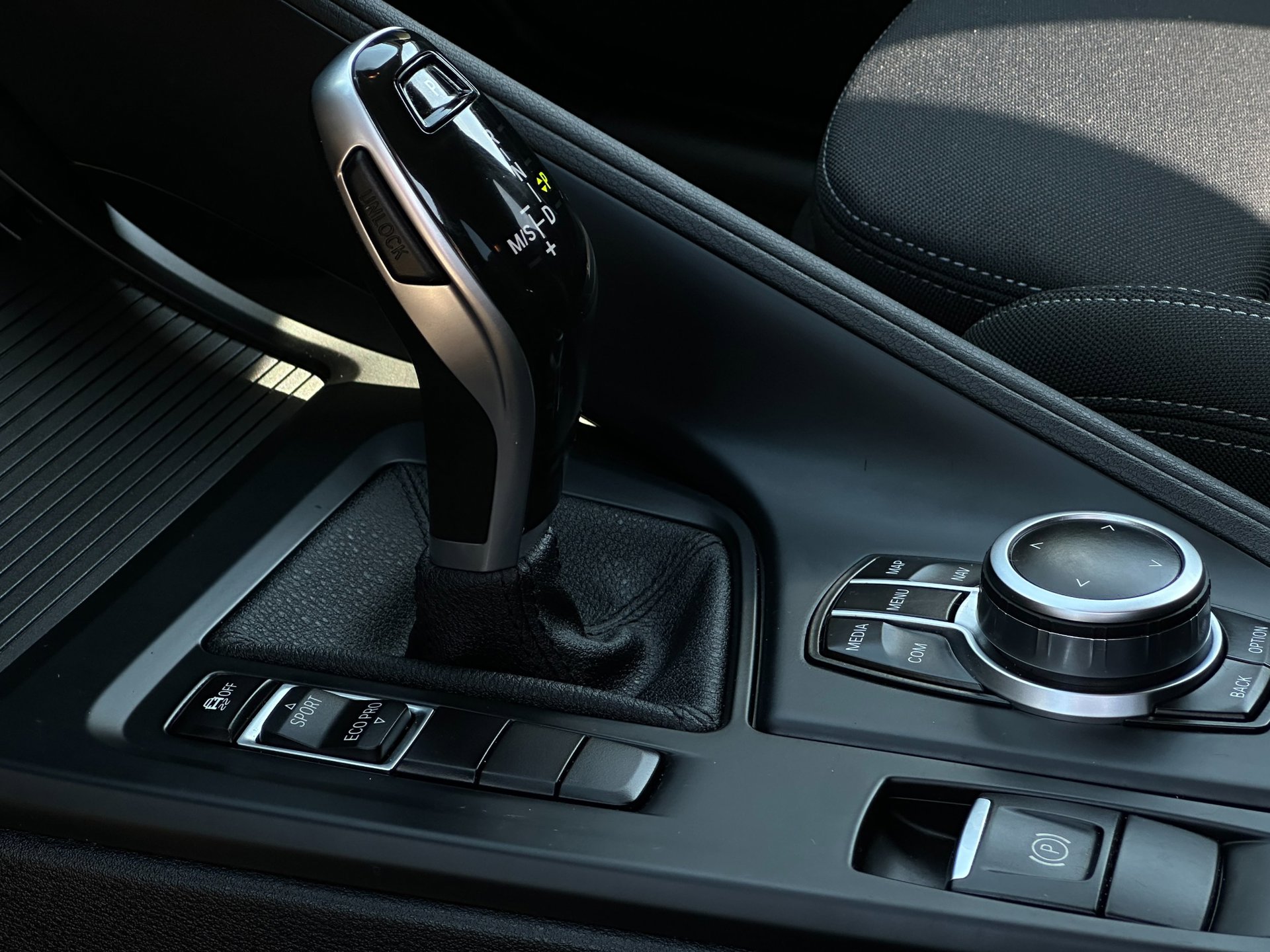 Foto van BMW X1 Sdrive18i