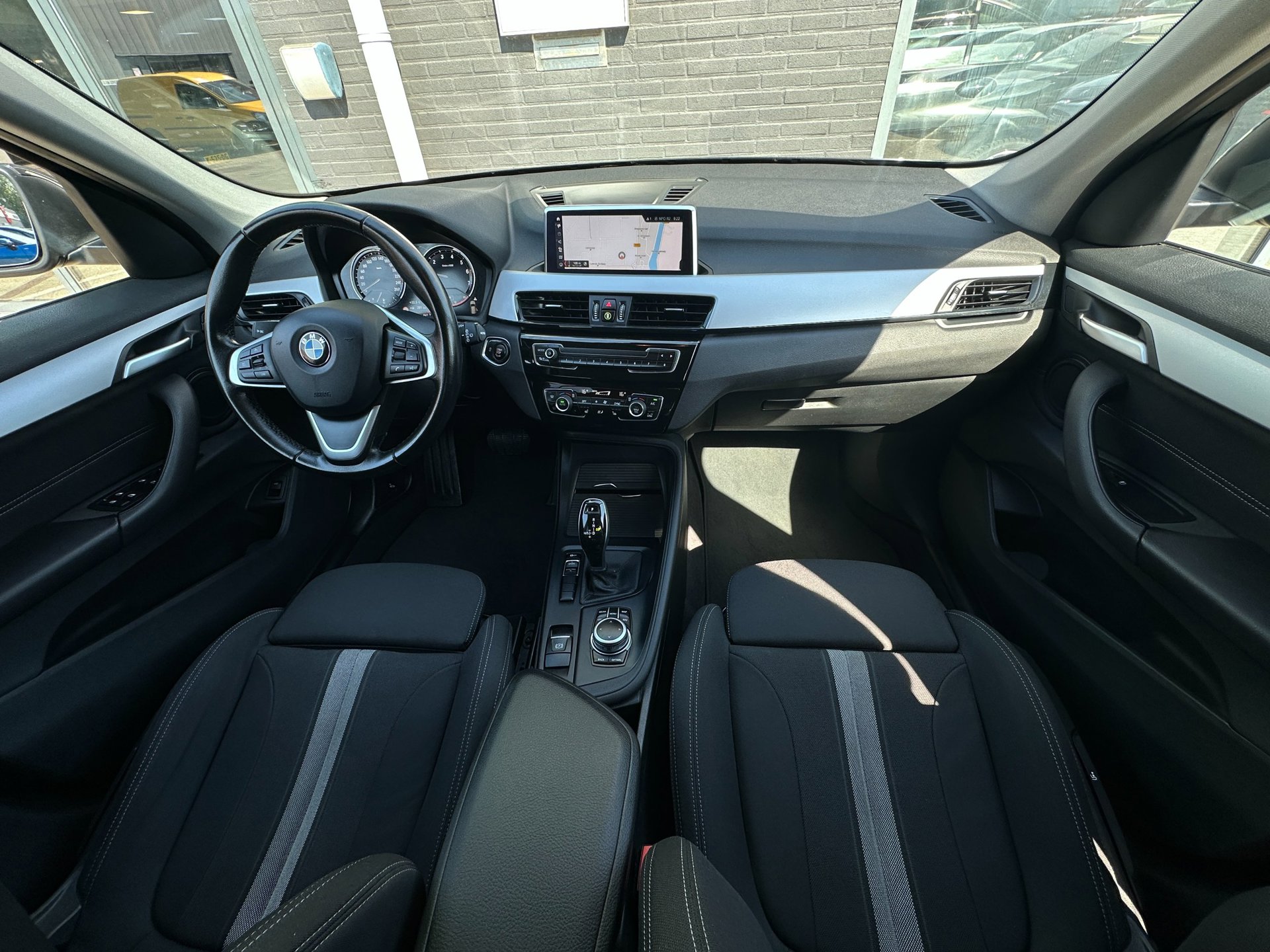 Foto van BMW X1 Sdrive18i