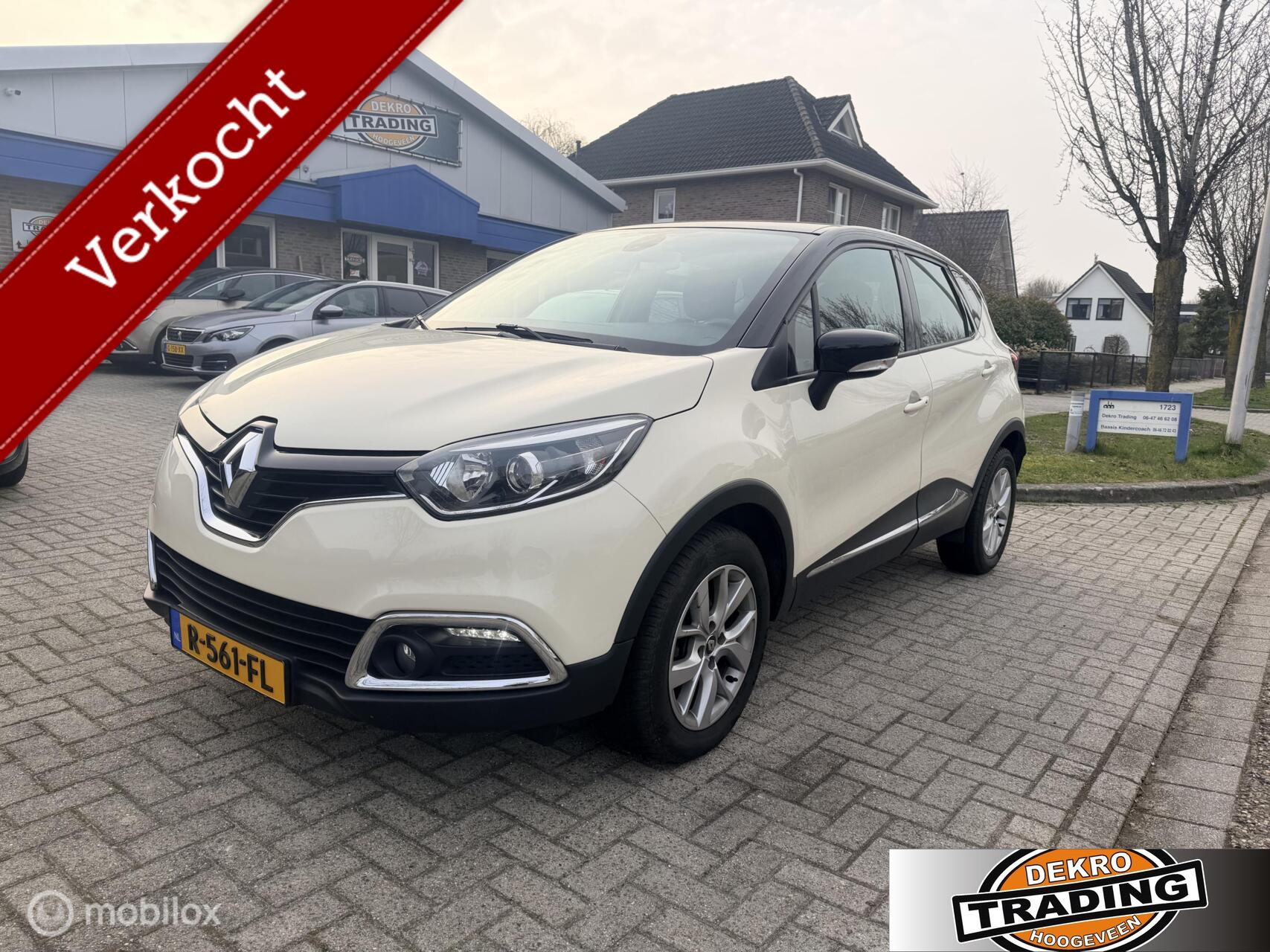 Renault Captur 0.9 TCe Expression 2015 - voorkant
