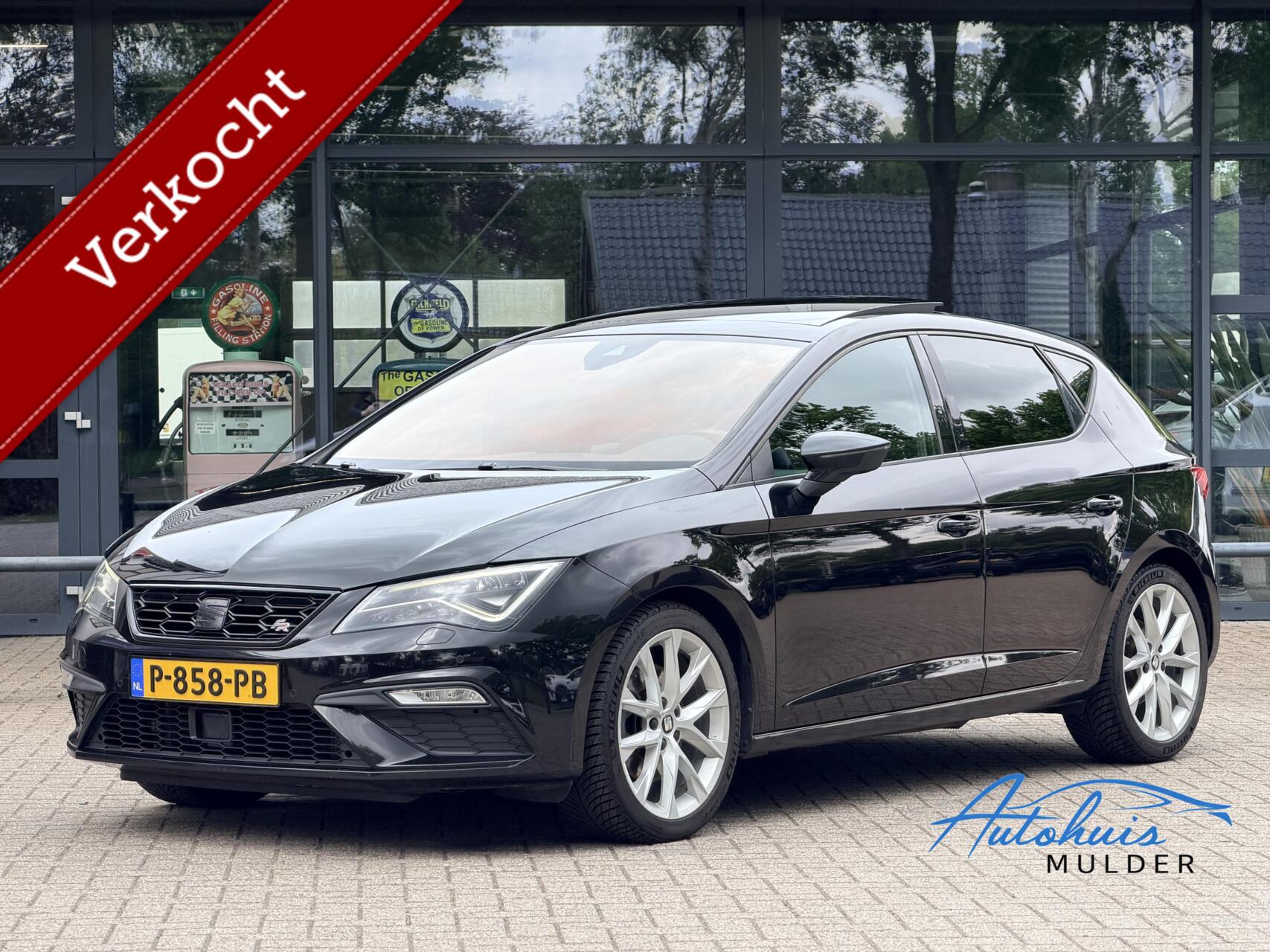 Seat Leon 1.8 TSI FR Business Intense | Pano | Automaat | Stoelverwarming | Led | Goed Onderhouen 2018 - voorkant