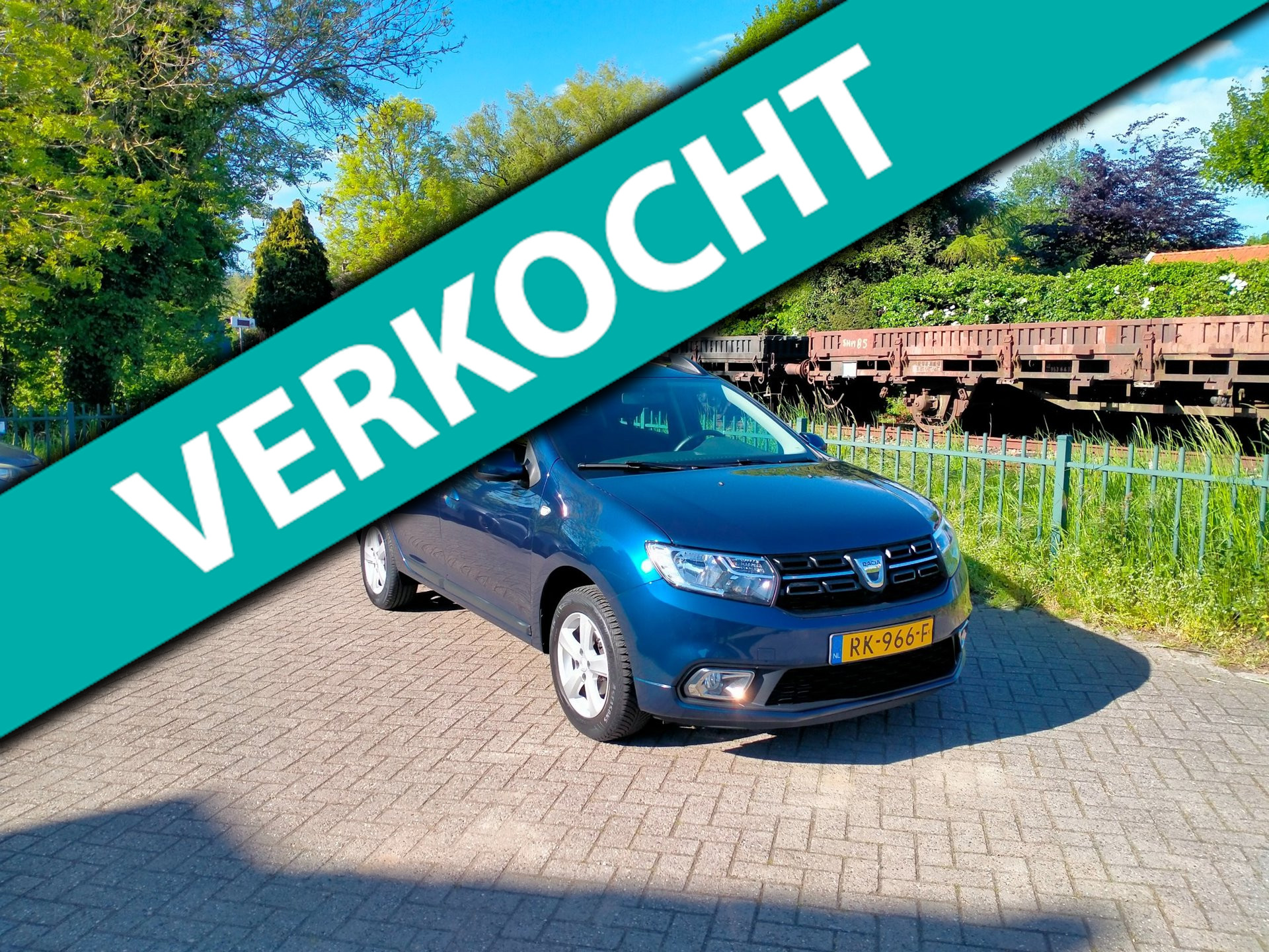 Dacia Logan 0.9 TCe Laureate LPG G3 trekhaak airco navi ALLINPRIJS 2017 - voorkant