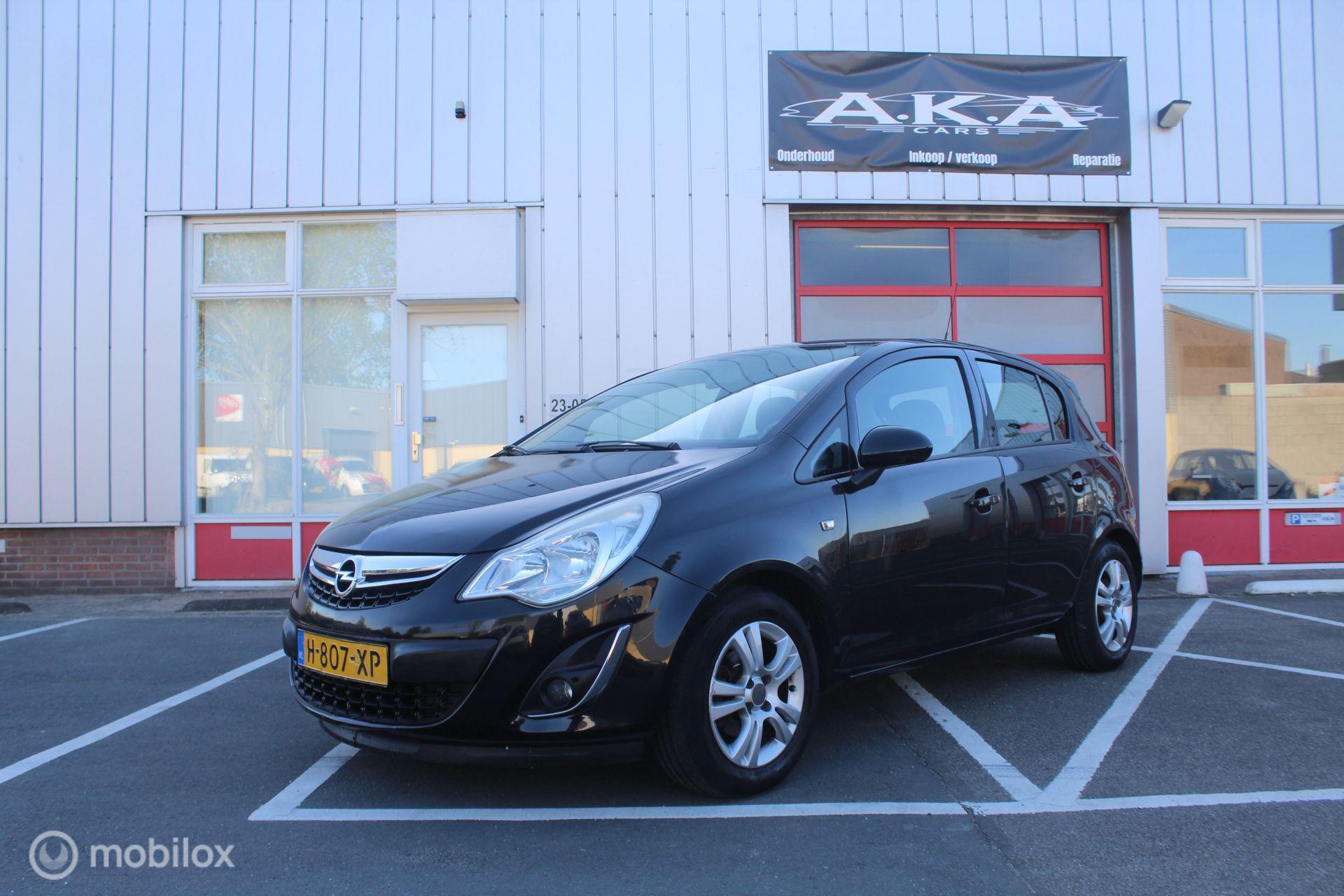 Opel Corsa 1.2 EcoFlex Cosmo 2013 - voorkant