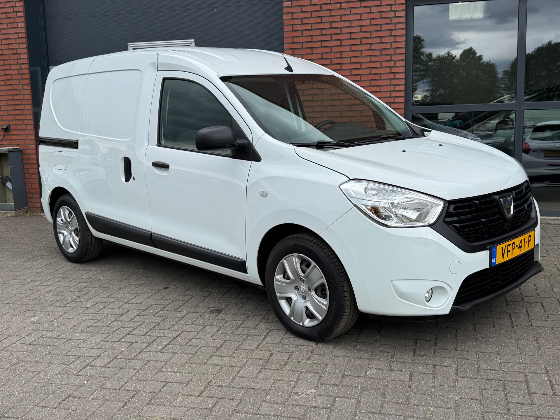 Foto van Dacia Dokker