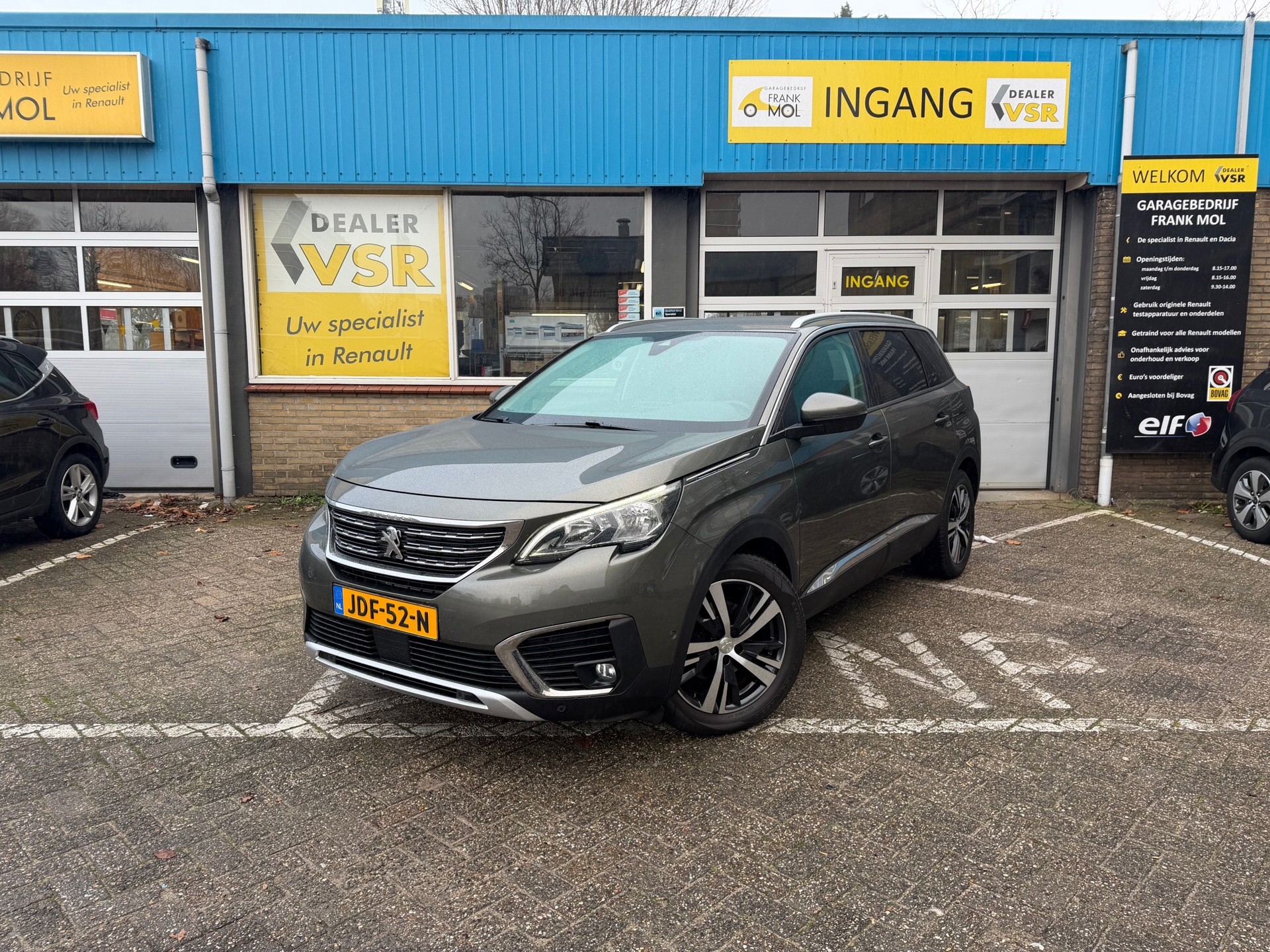 Foto van PEUGEOT 5008