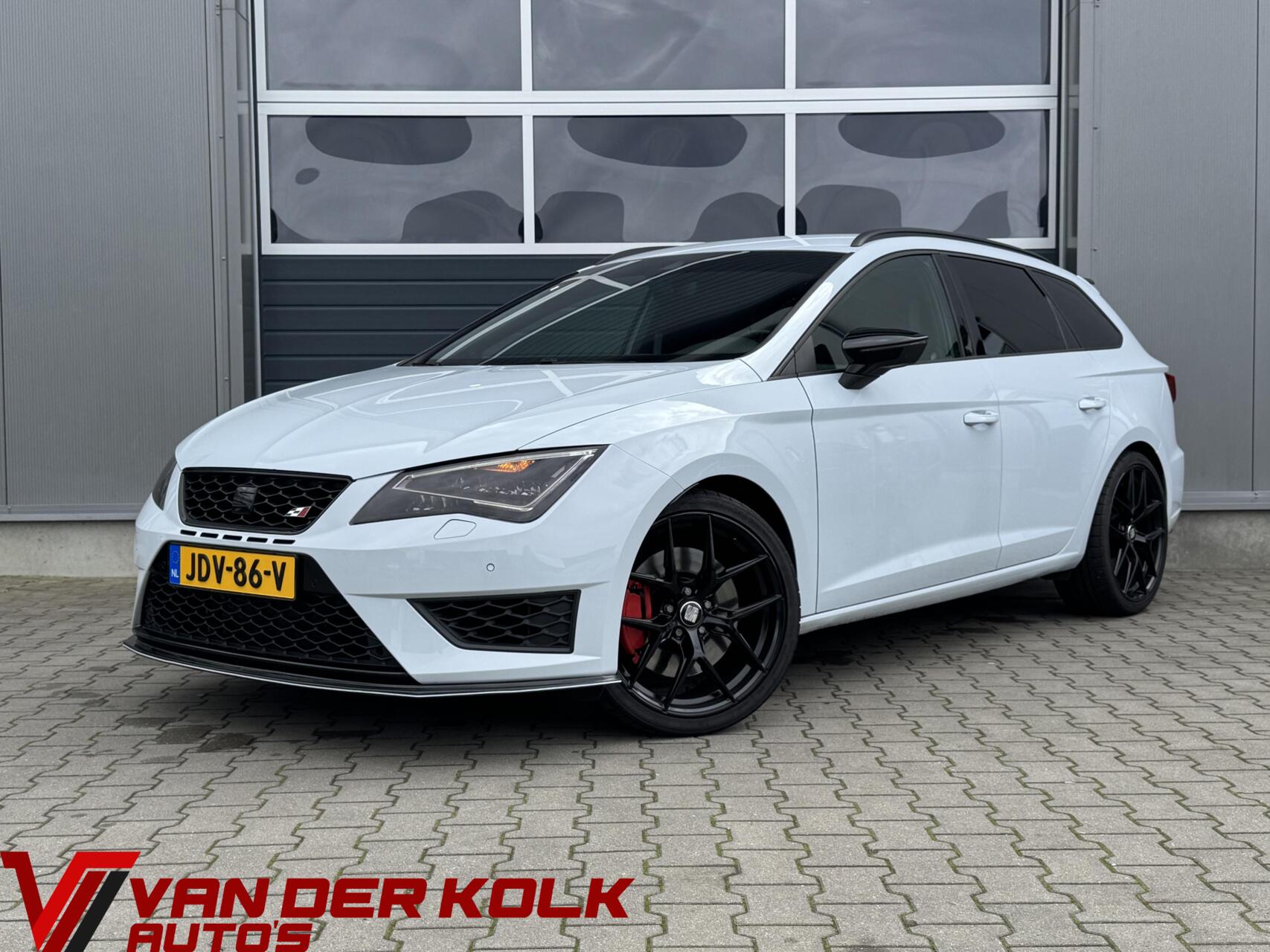 Seat Leon ST 2.0 TSI Cupra 290 Connect | Alcantara/Leder | LED | Navigatie | Cruise | Climate 2016 - voorkant