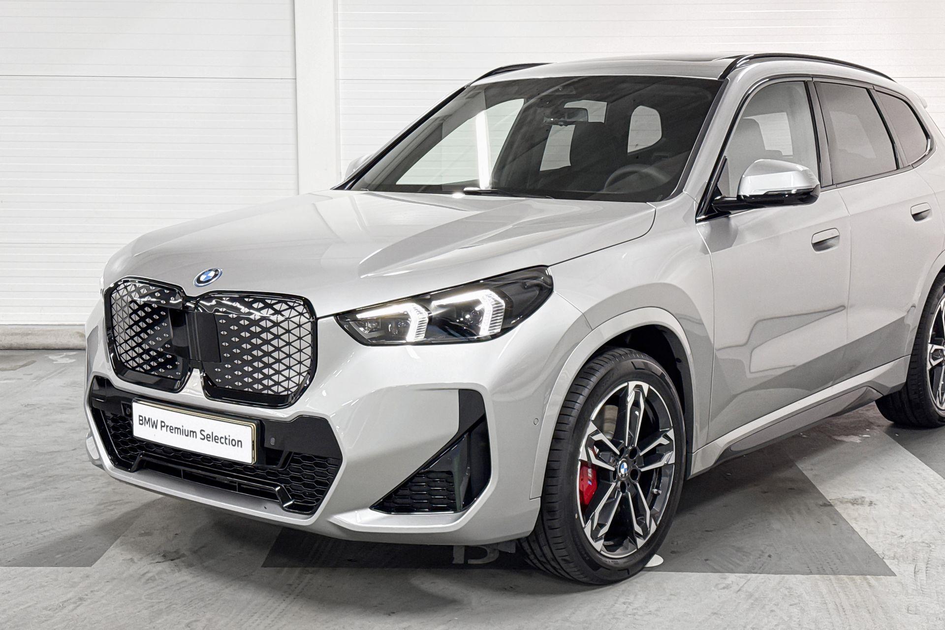 Foto van BMW Ix1 Edrive20