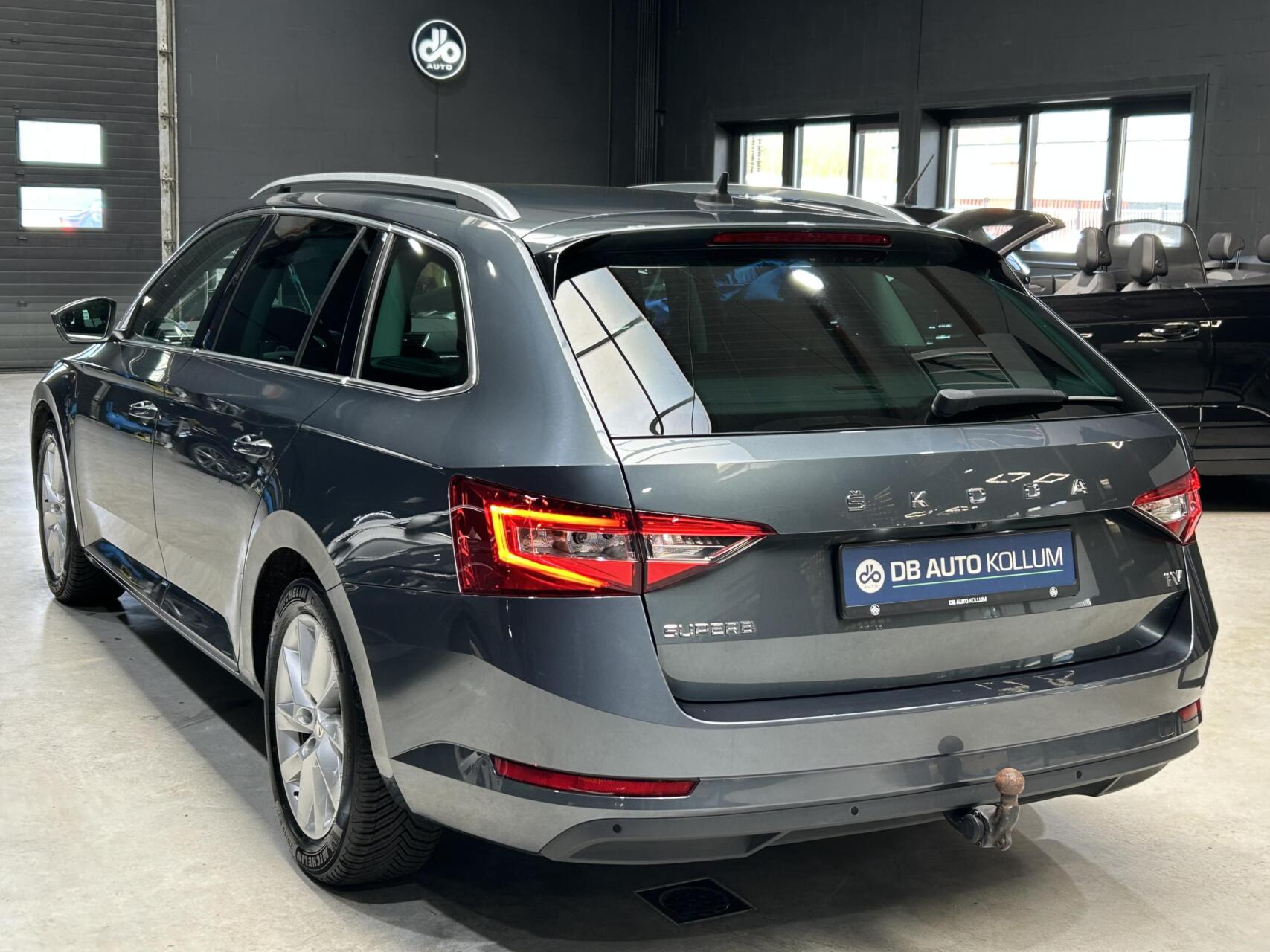 Foto van Skoda Superb Combi