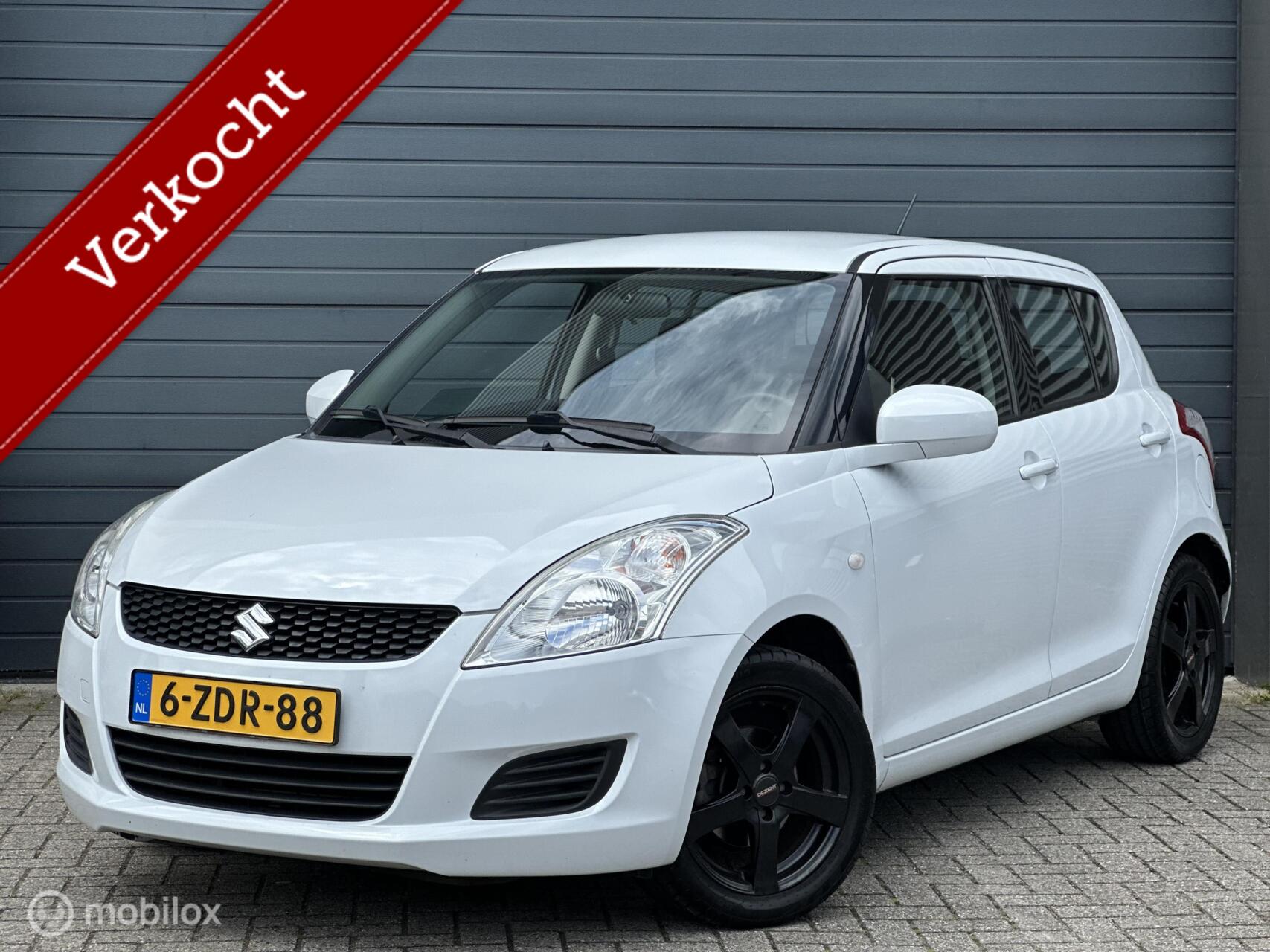 Foto van SUZUKI SWIFT