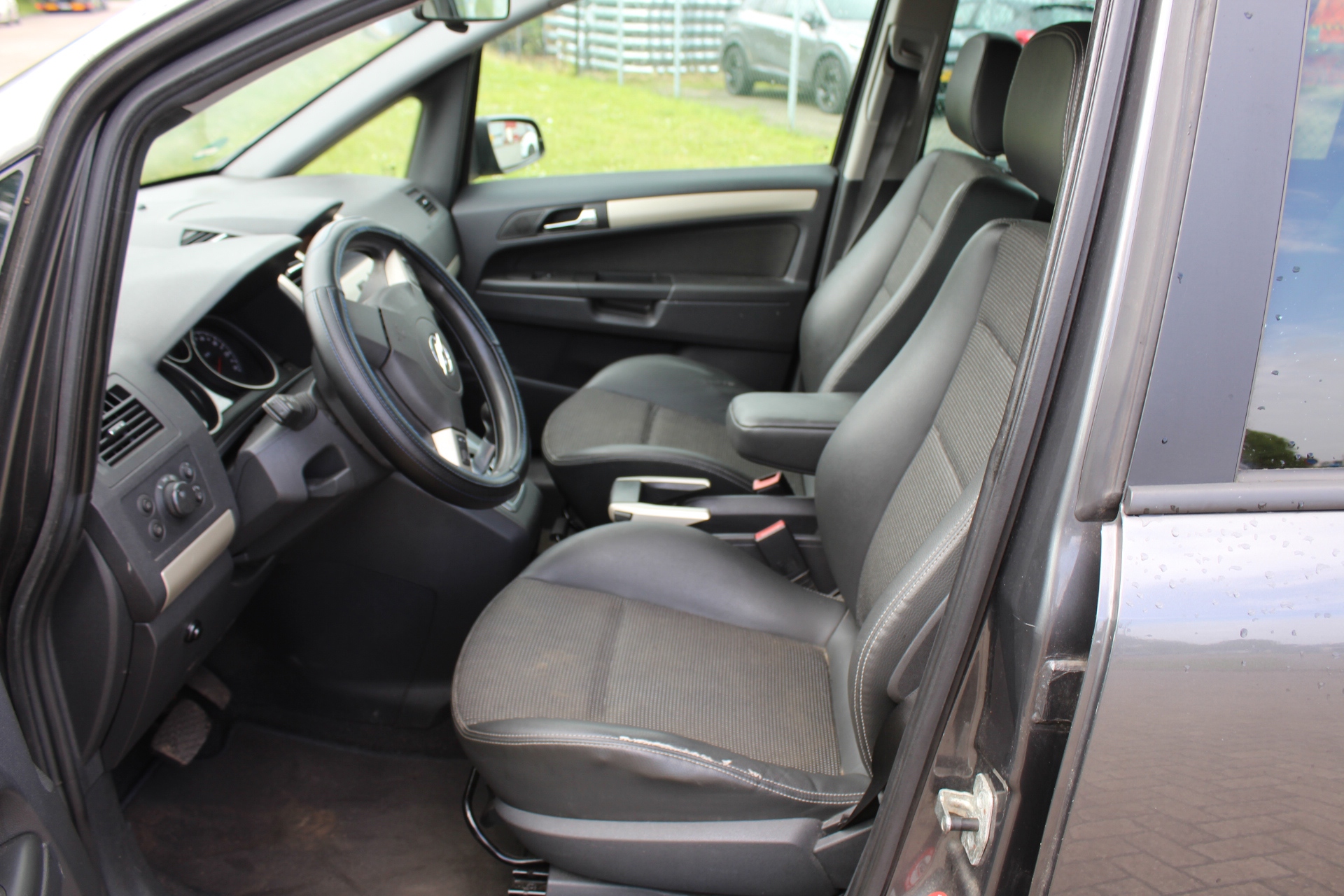Foto van Opel Zafira