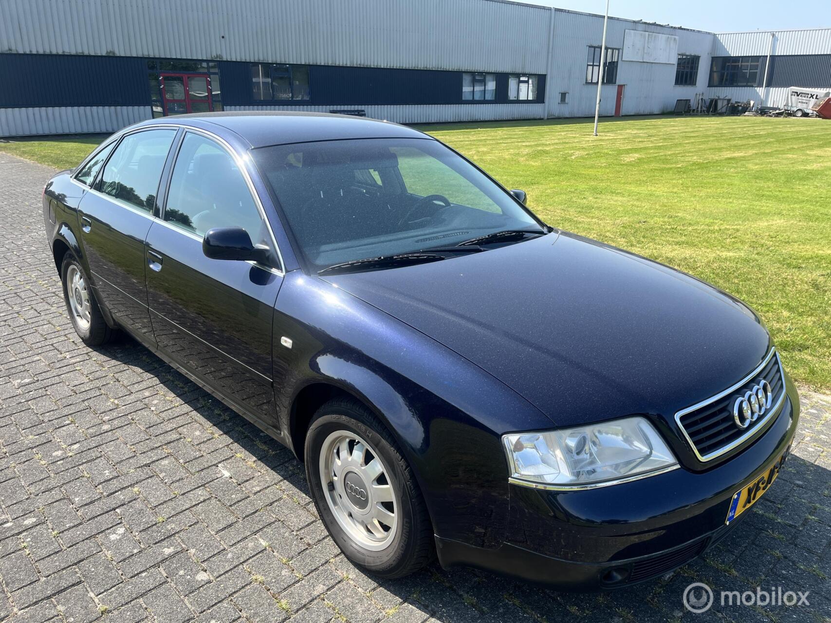 Audi Audi A6 2.4 5V Advance / APK / NAP / Airco / 1998 - voorkant