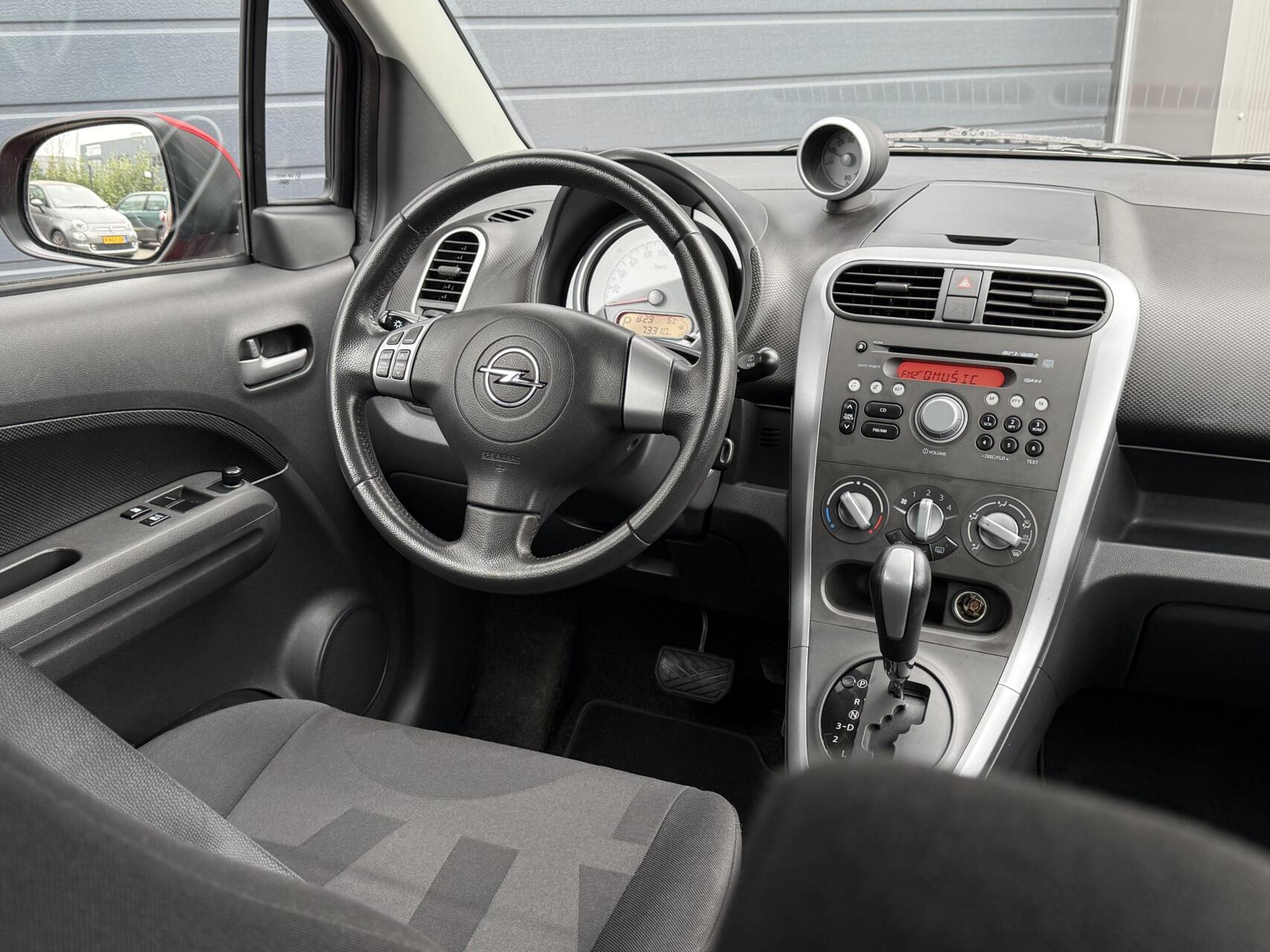 Foto van Opel Agila