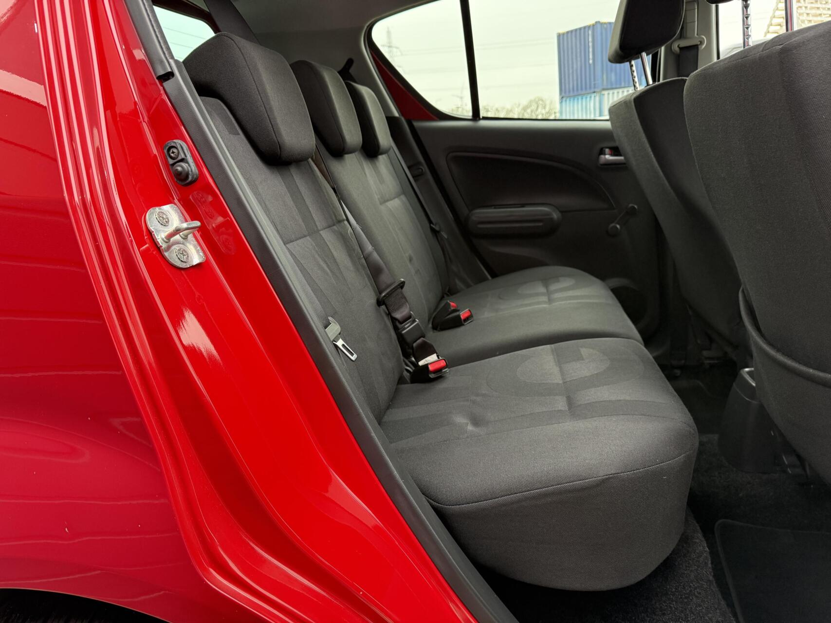 Foto van Opel Agila