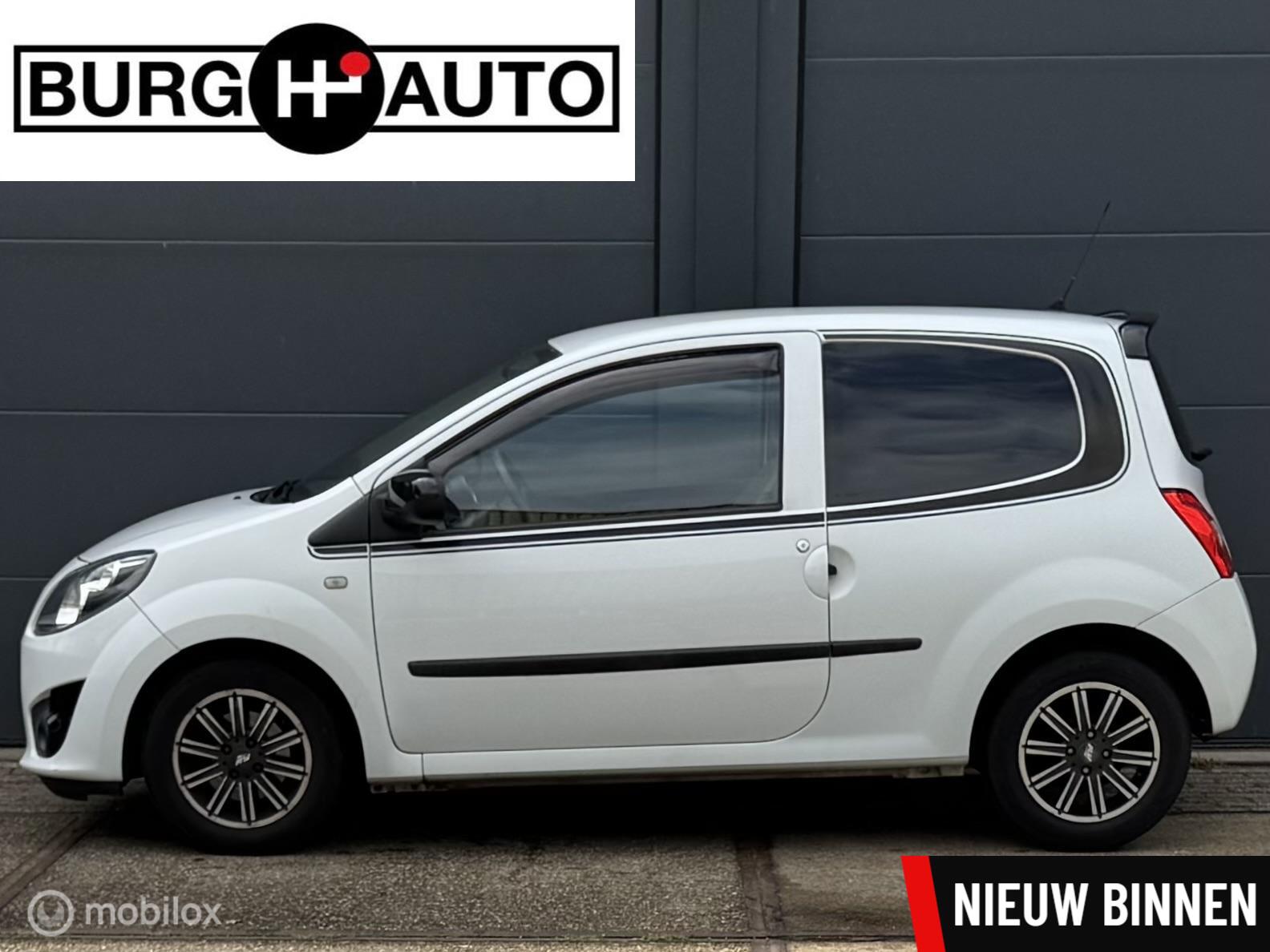 Renault Twingo 1.2-16V Collection - AIRCO - LM VELGEN - EL. RAMEN + SPIEGELS - CPV - ACHTERSPOILER - RADIO/CD - NL AUTO - NAP - NIEUWE APK BIJ AFLEVERING - 2011 - voorkant