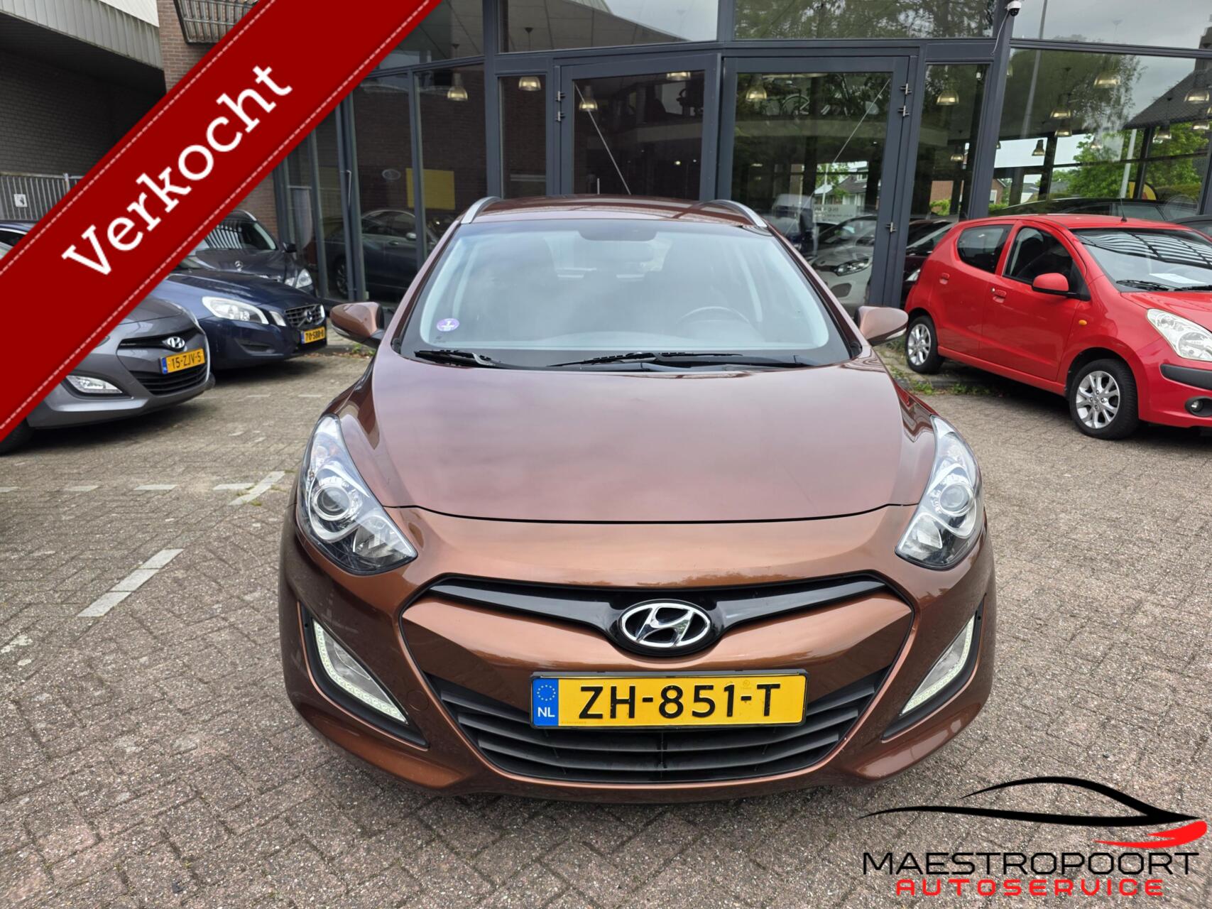 Hyundai I 30 1.6 GDI i-Vision 2013 - voorkant