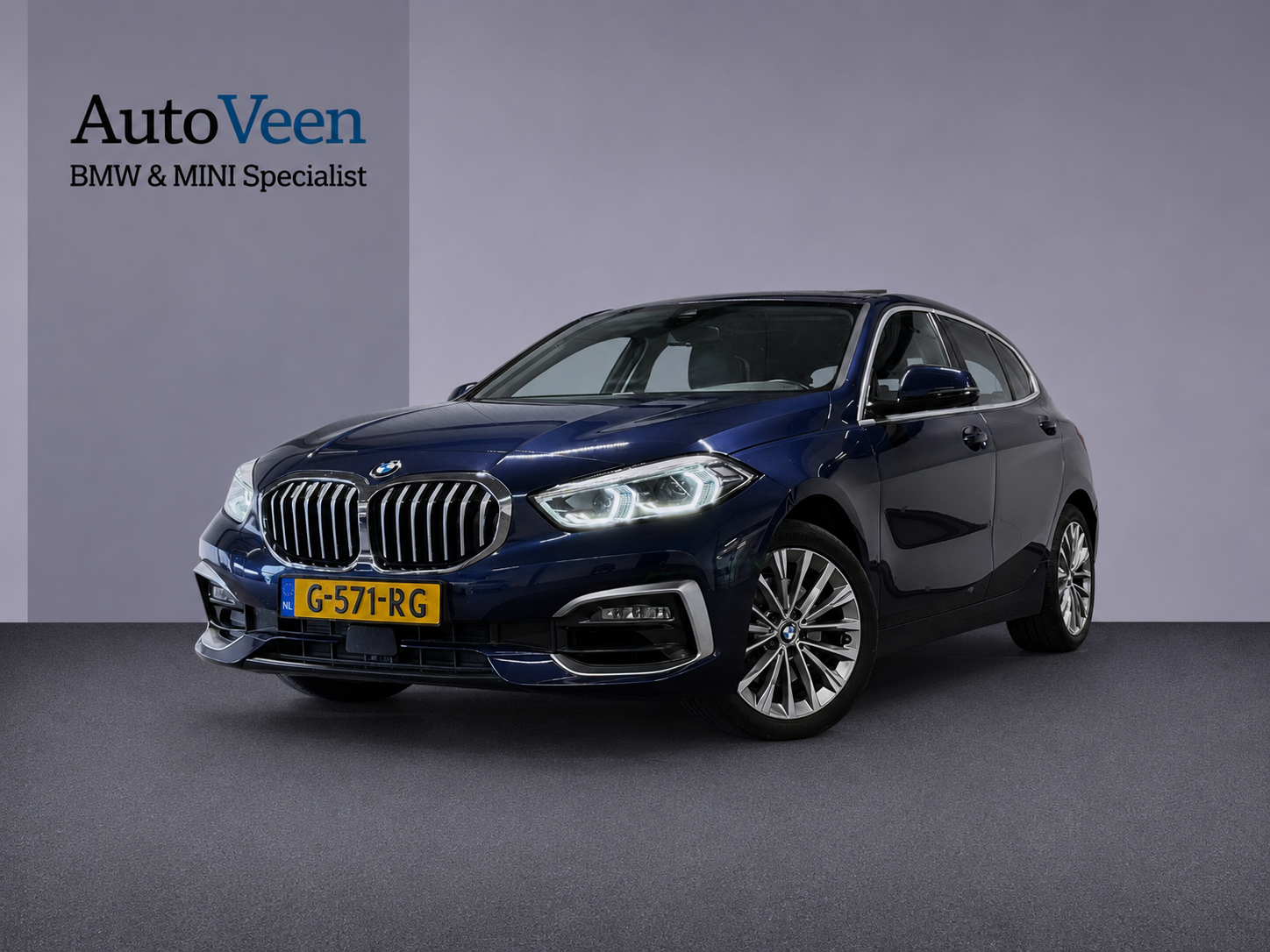 BMW 118i 118i High Executive Edition (PANO, LEDER, STOELVERWARMING, LED) 2019 - voorkant