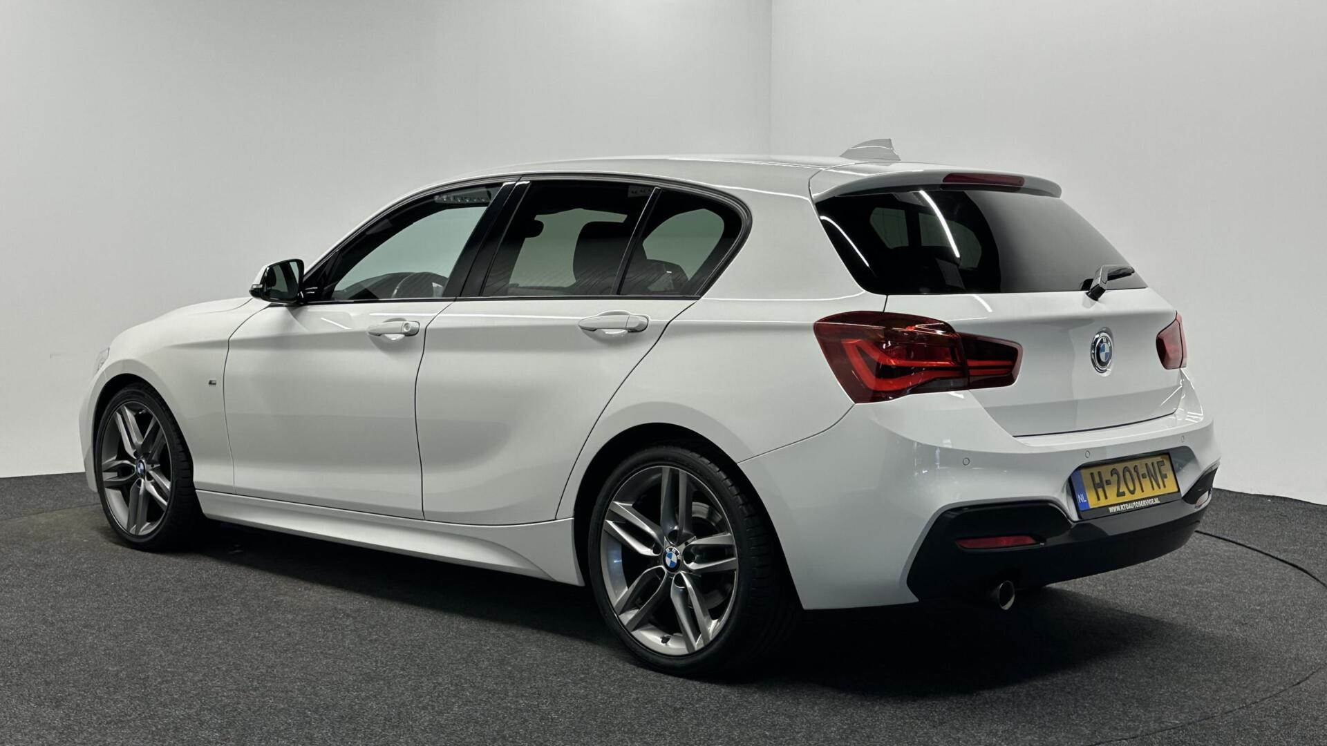 Foto van BMW 118i