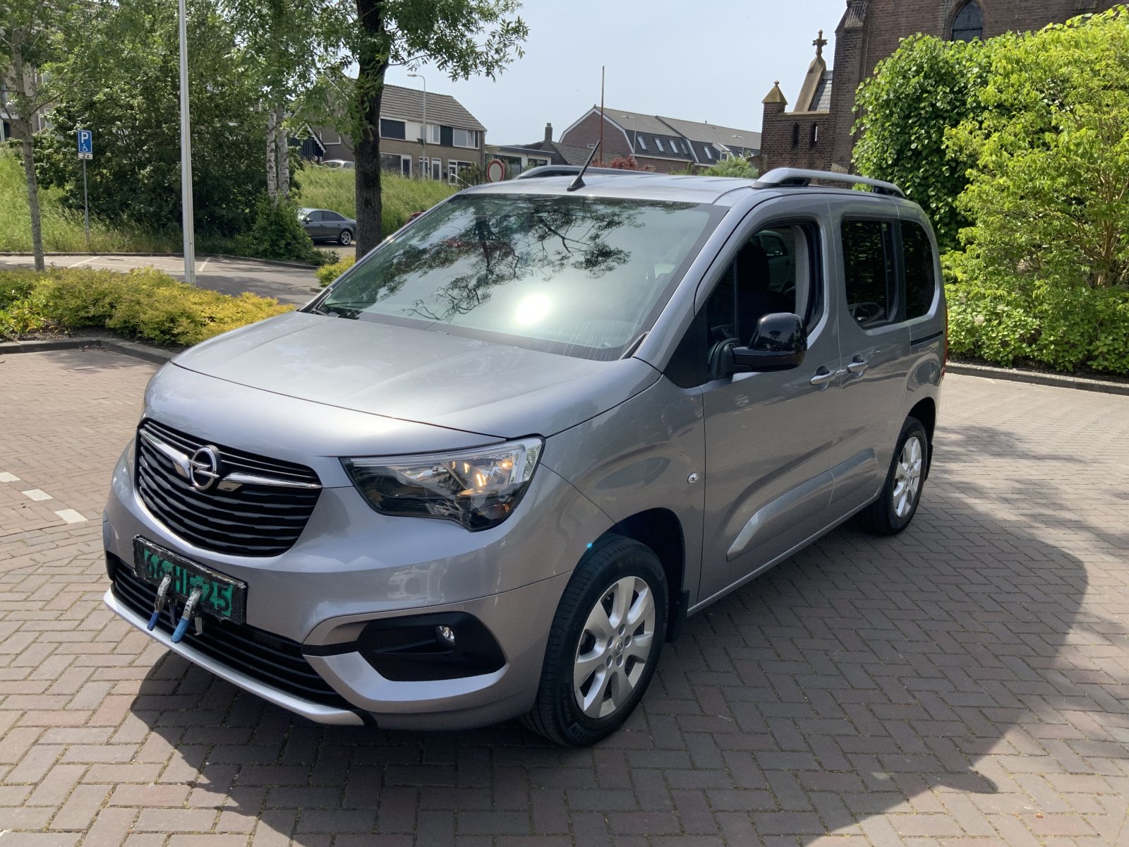 Opel Combo Tour 1.2 T. L1H1 Edition 2022 - voorkant