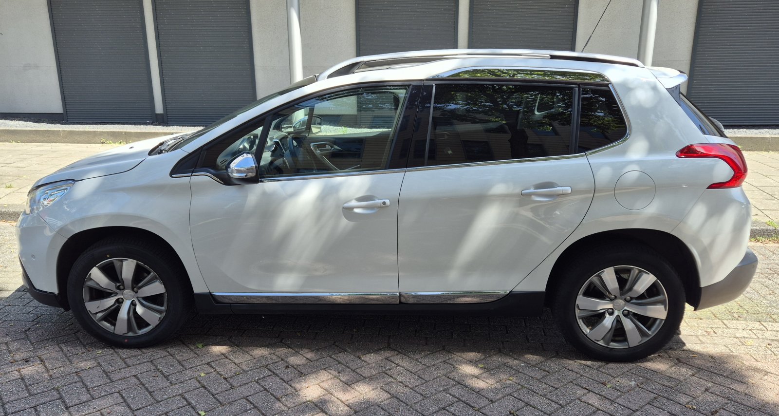 Inspectiefoto van Peugeot 2008