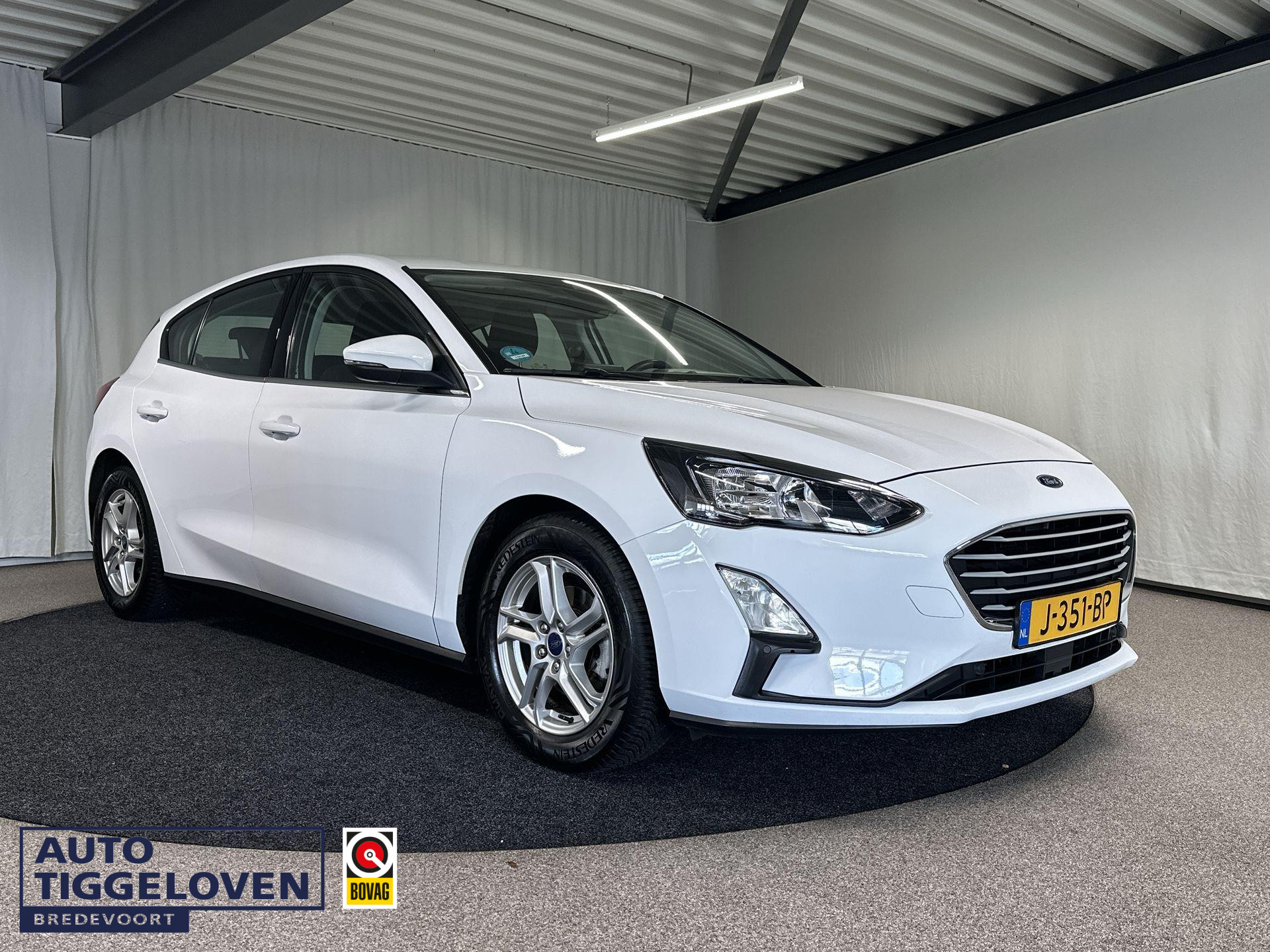Ford Focus 1.0 EcoBoost Trend Edition Business 2020 - voorkant