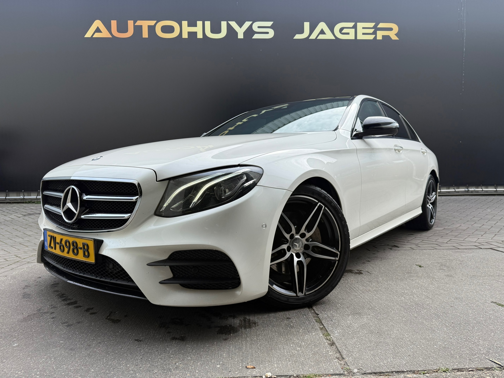 Foto van MERCEDES-BENZ E 220 D