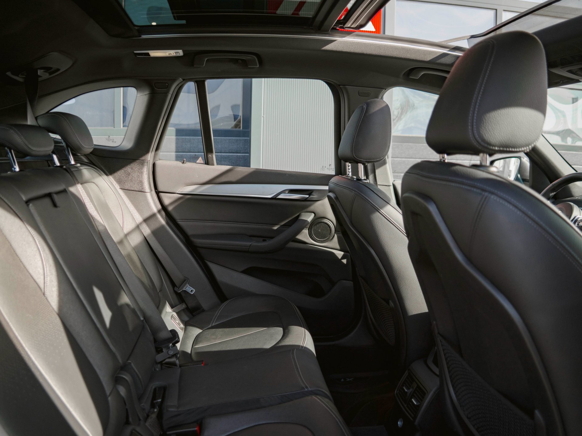 Foto van BMW X1 Xdrive20i