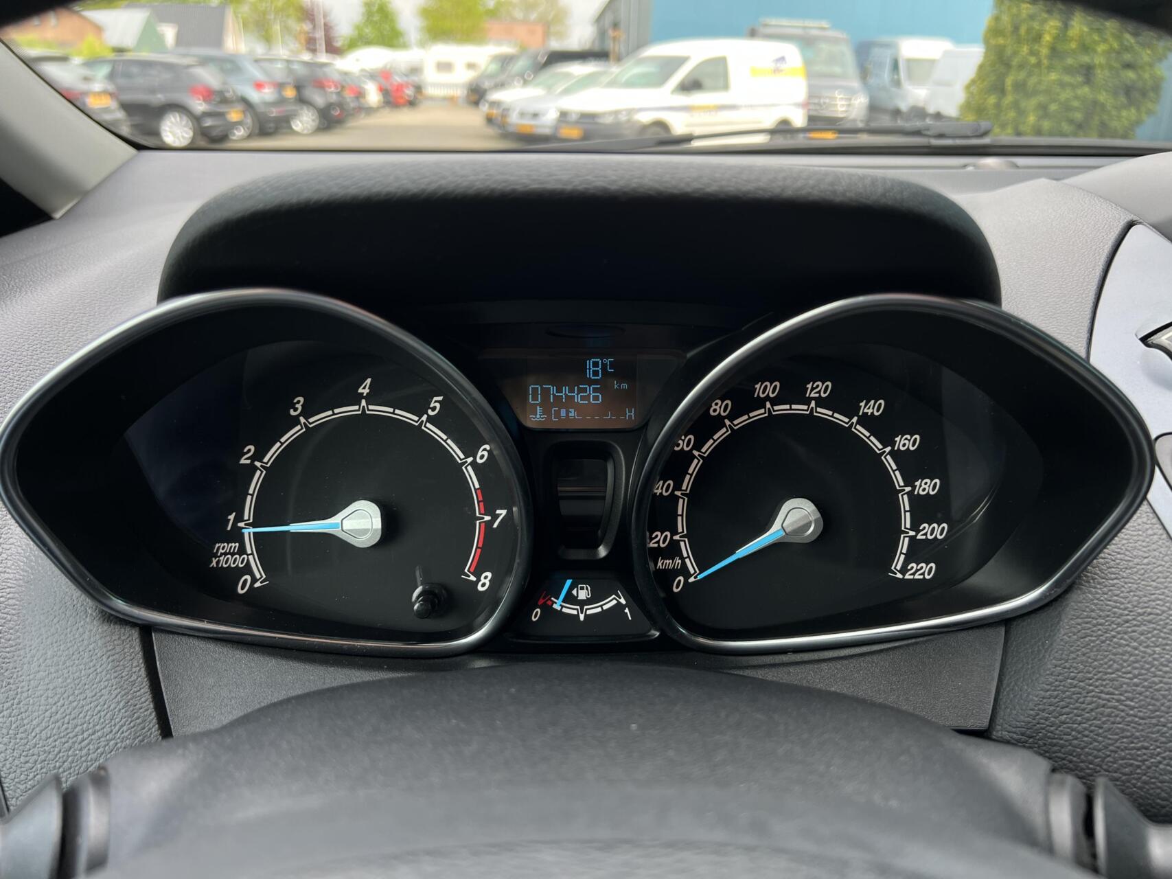 Foto van Ford B-max