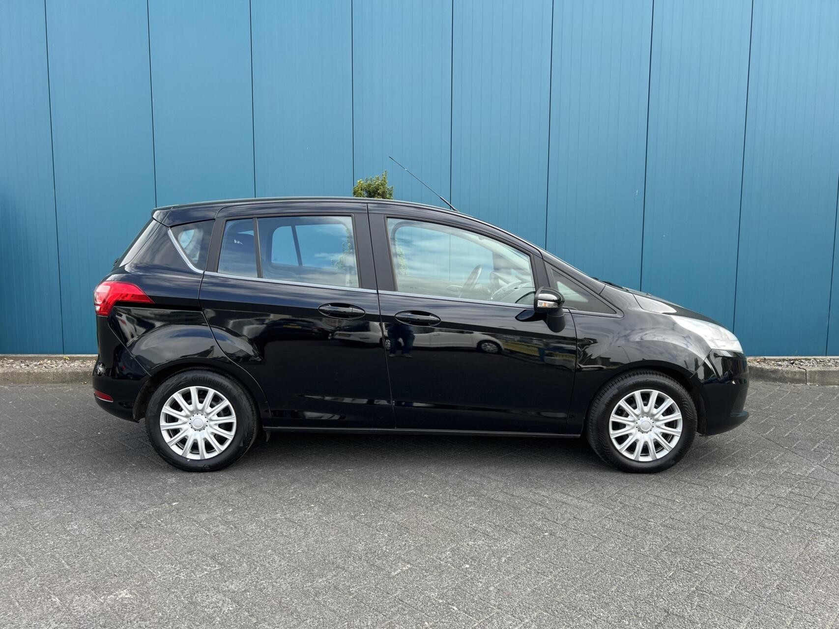 Foto van Ford B-max