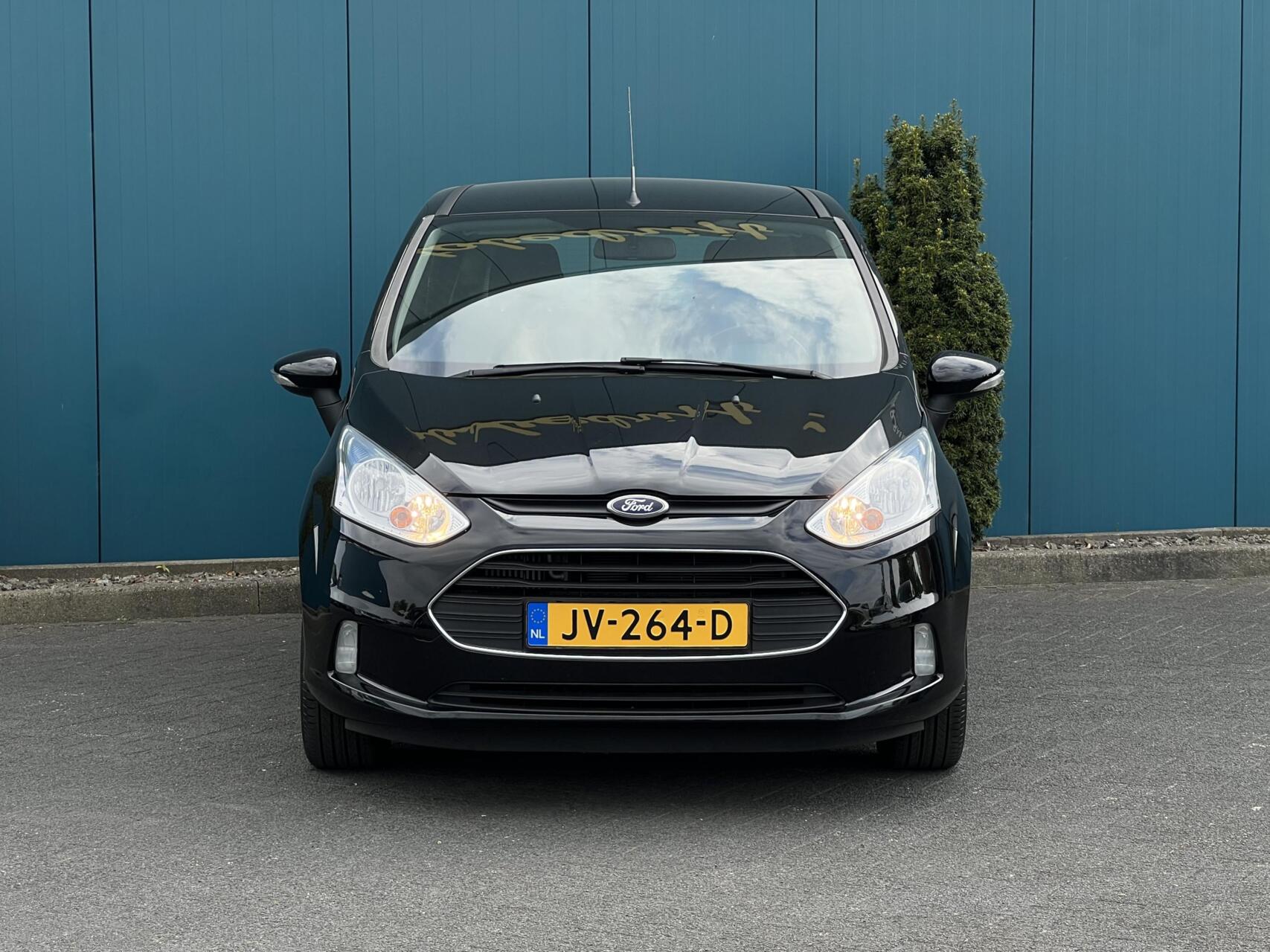 Foto van Ford B-max