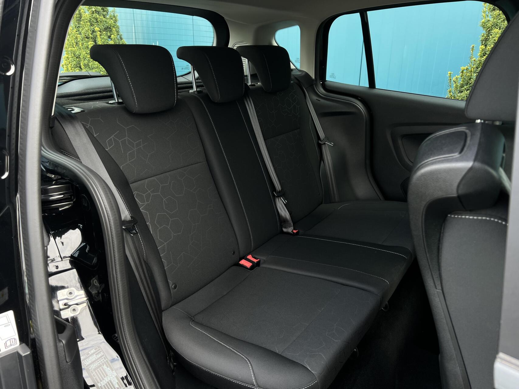 Foto van Ford B-max