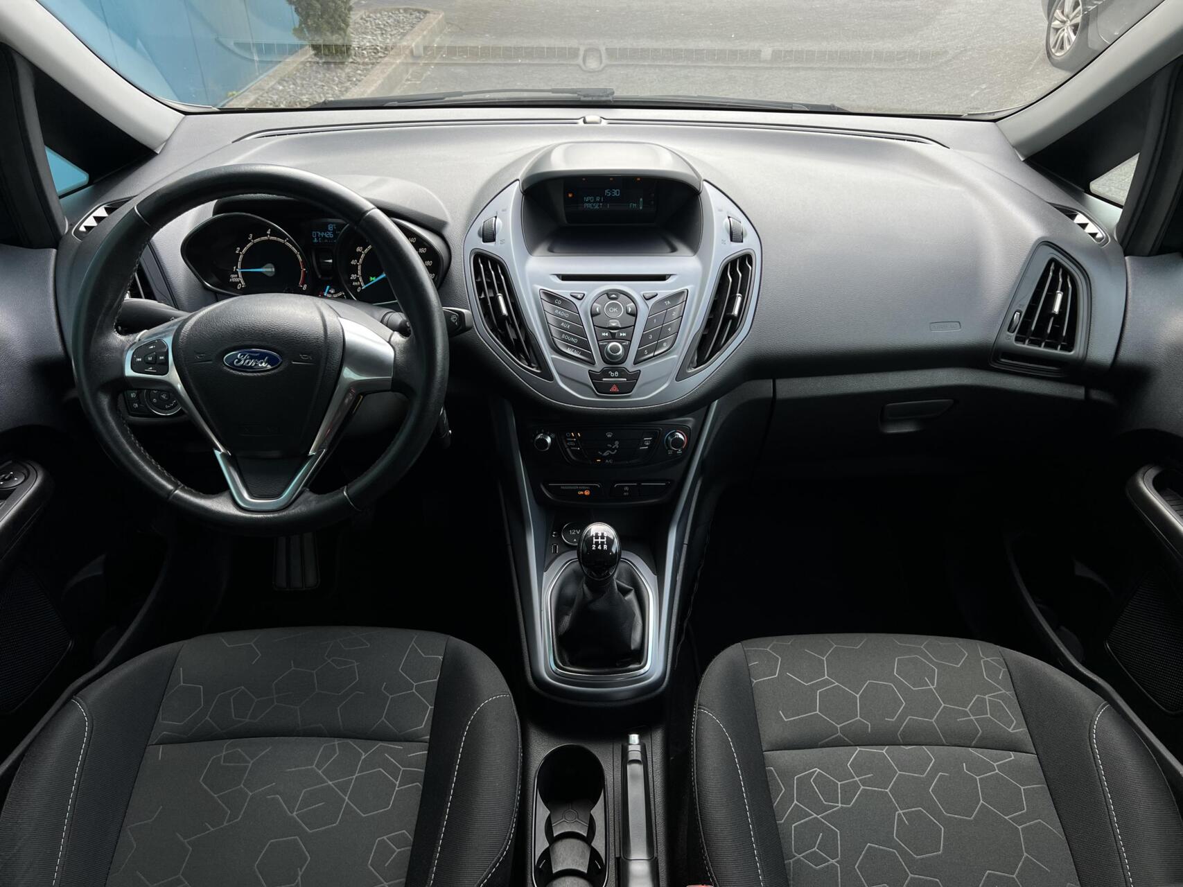 Foto van Ford B-max