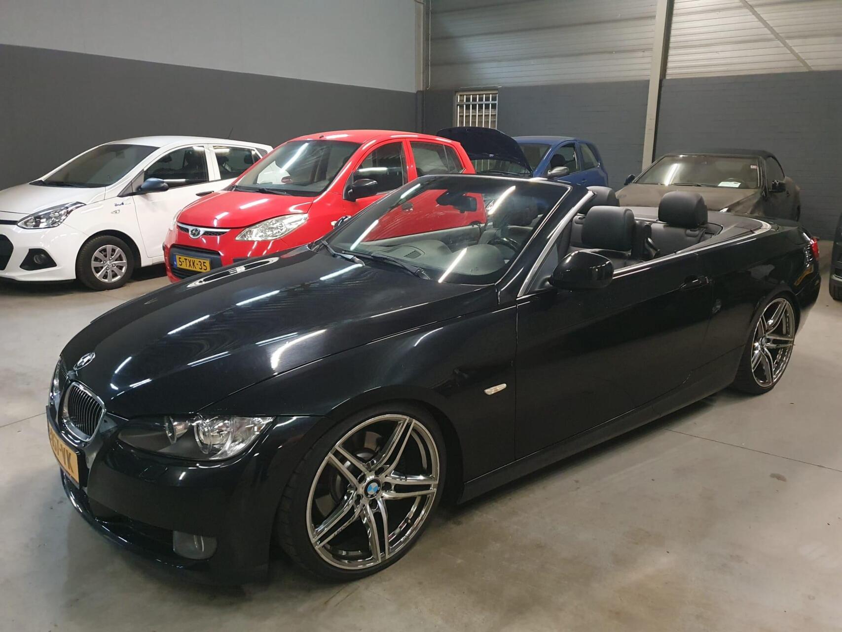 BMW 3-serie Cabrio 325i High Executive 2010 - voorkant