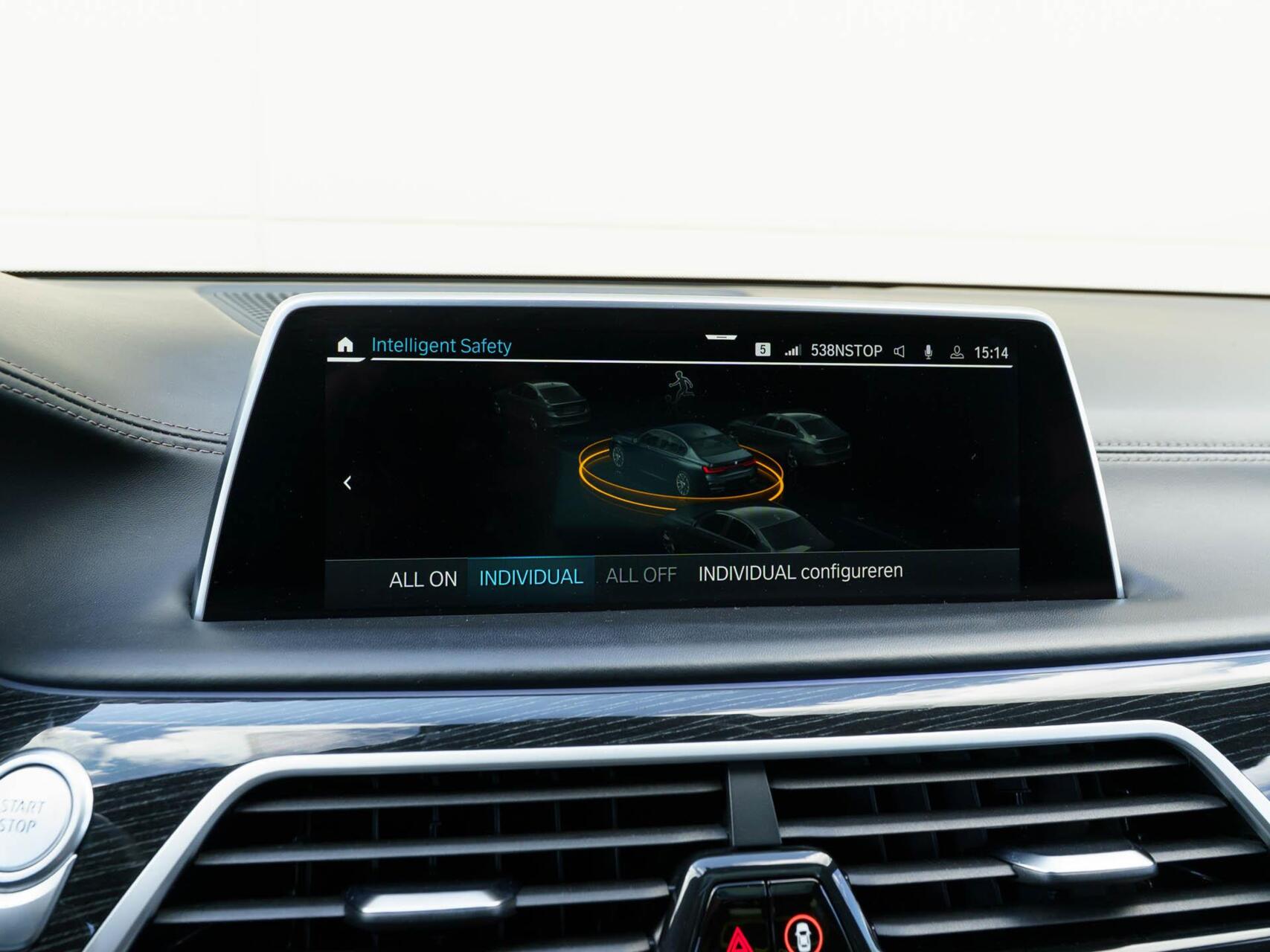 Foto van BMW 745e