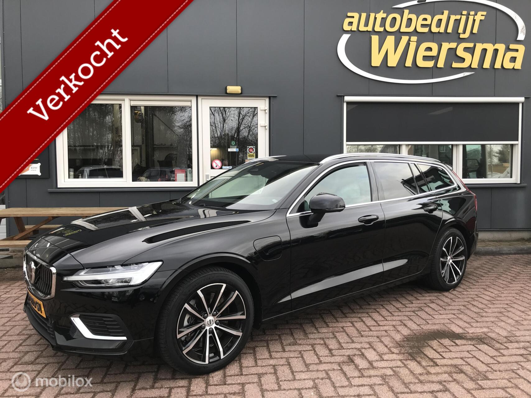 Volvo V60 2.0 T6 Plug-in hybrid AWD Plus Bright 2023 - voorkant