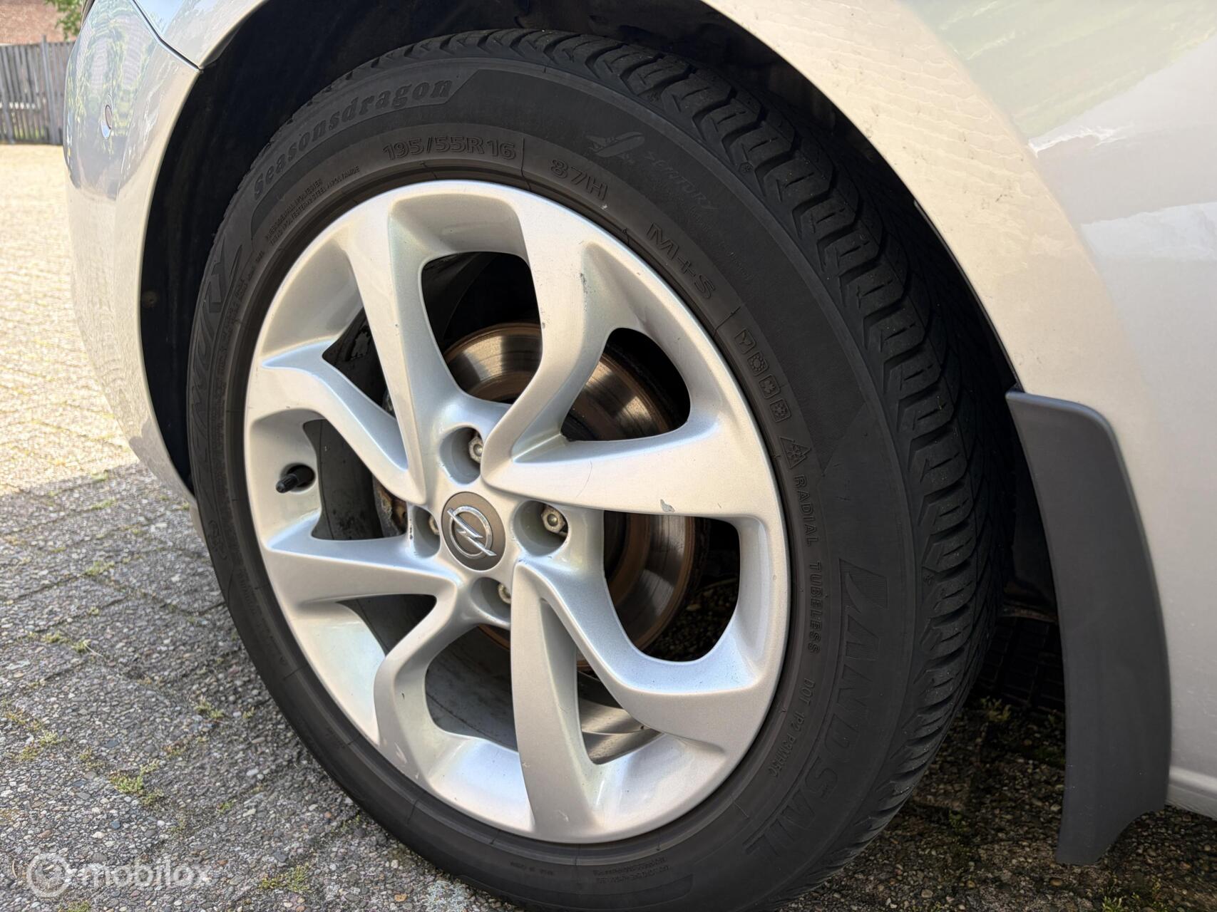 Foto van Opel Corsa-e