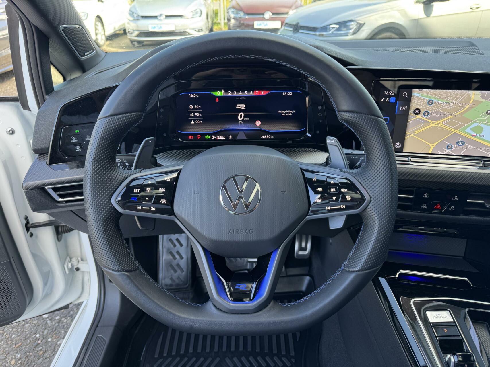 Foto van Volkswagen Golf 8 R 333pk